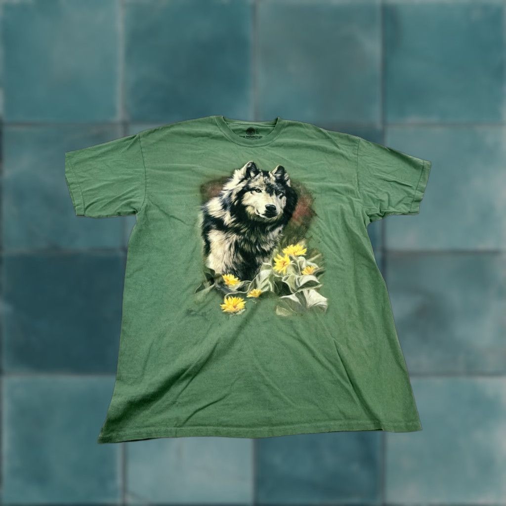 The Mountain The Mountain Shirt 2XL Mens Green Nature Wolf Pack AOP Crew Neck Size US XXL / EU 58 / 5 - 1 Thumbnail