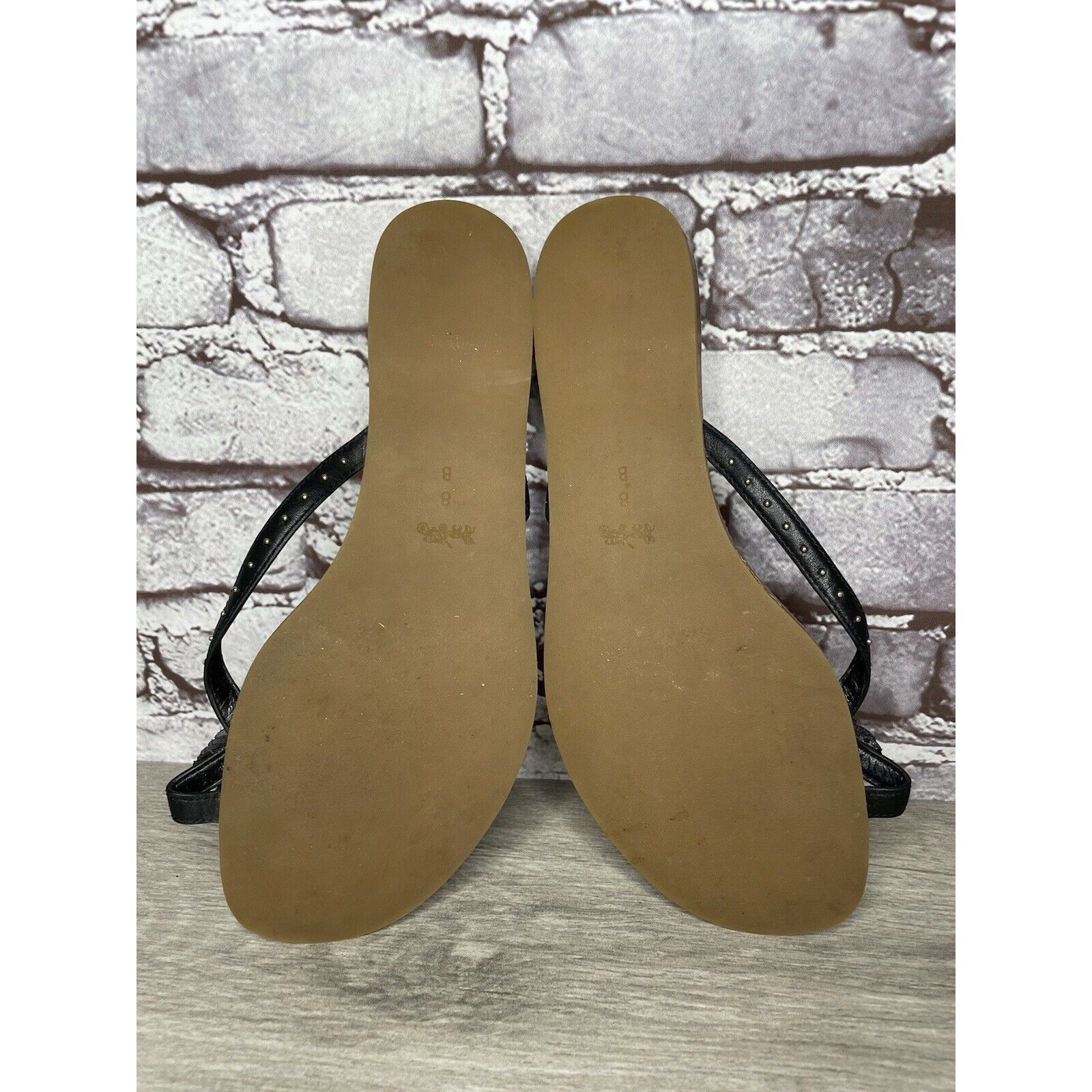 Coach Coach New York DENI Black Leather Feather Thong Flat Sandals Size US 8 / IT 38 - 8 Thumbnail