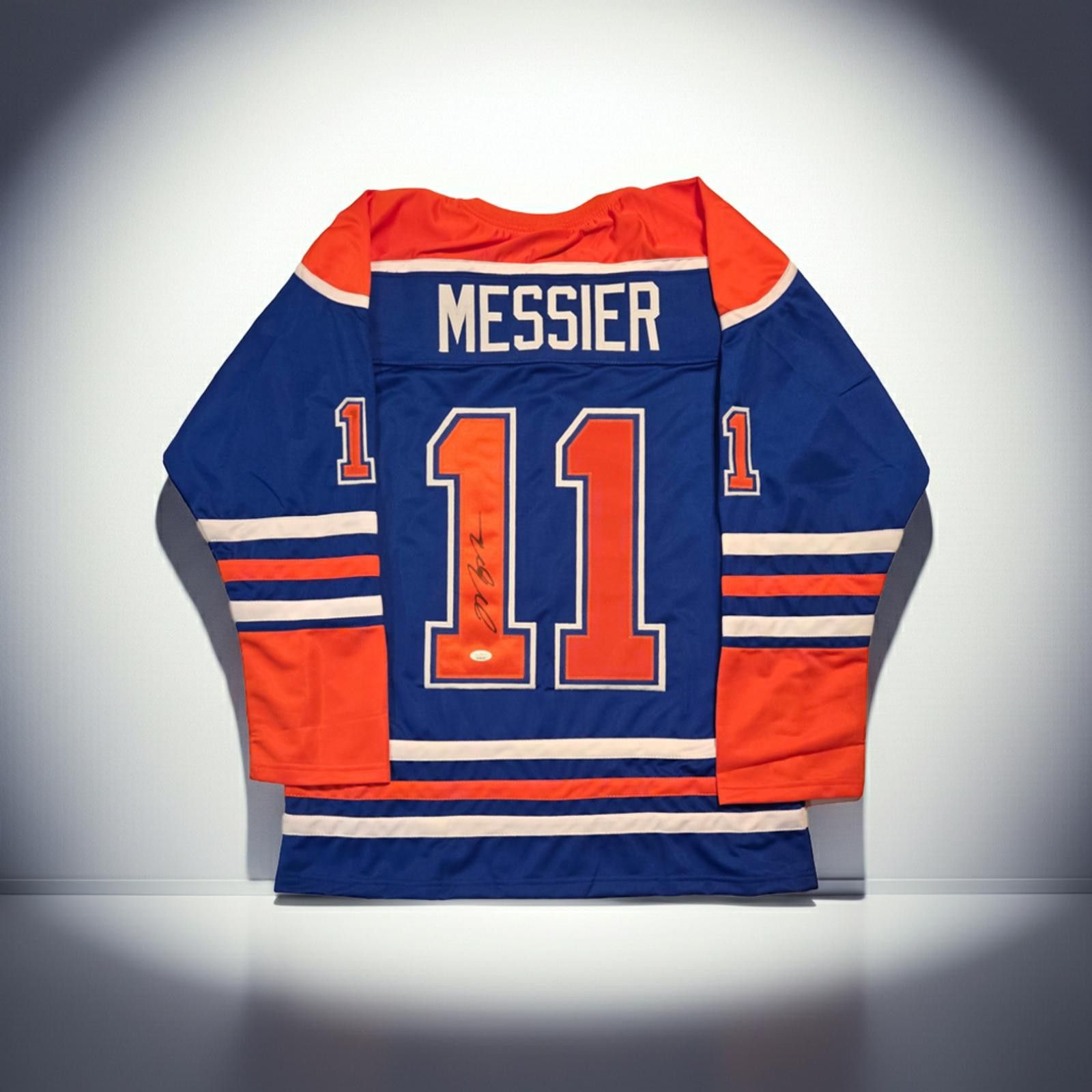 Other Autographed Mark Messier Edmonton Blue Hockey Jersey JSA COA Size ONE SIZE - 1 Thumbnail