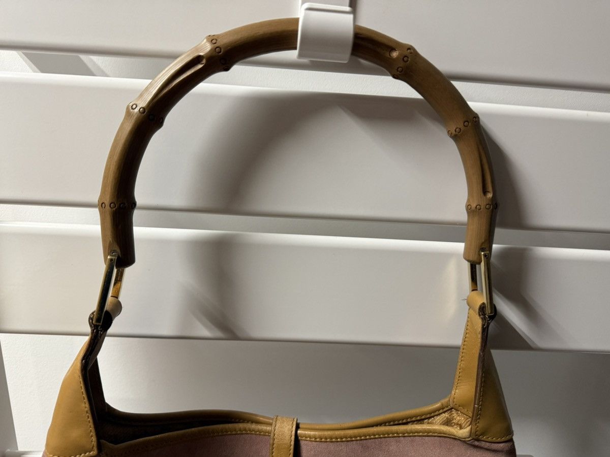 Gucci Gucci Jackie Vintage Handbag in Pink Suede with Bamboo Handl Size ONE SIZE - 5 Thumbnail