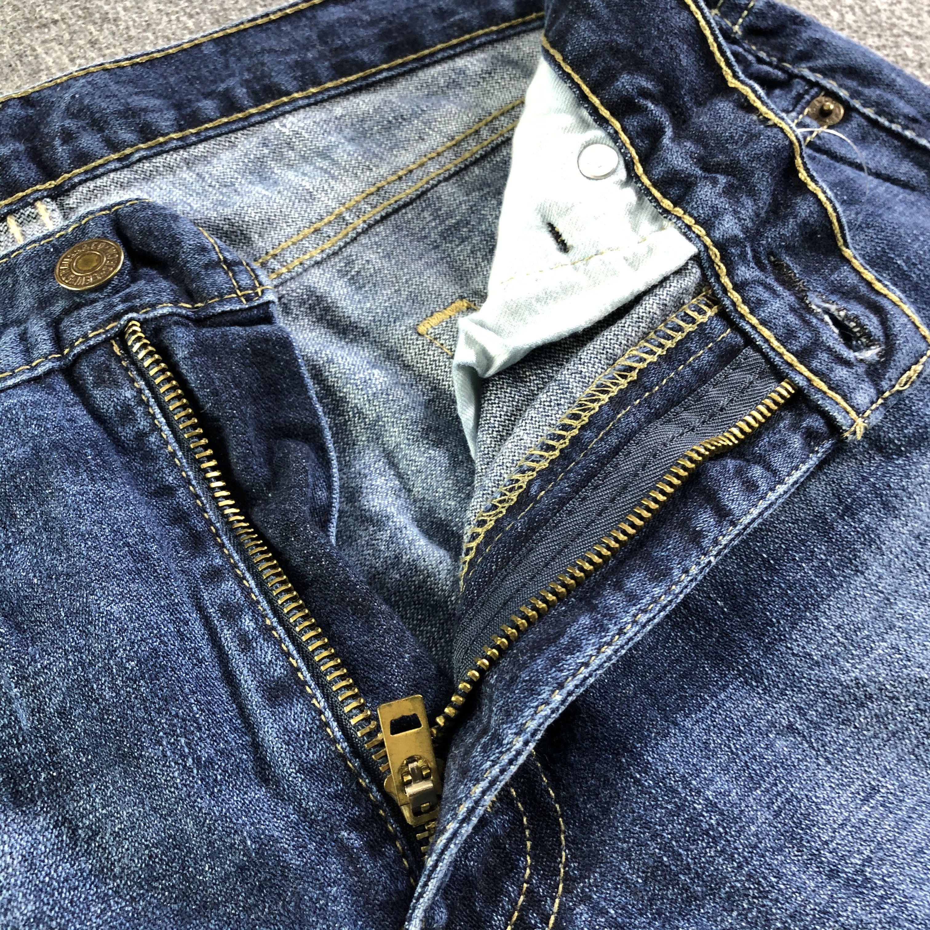 Levi's Vintage Blue Wash Levis 513 Jeans-J4432 Size US 33 - 7 Thumbnail