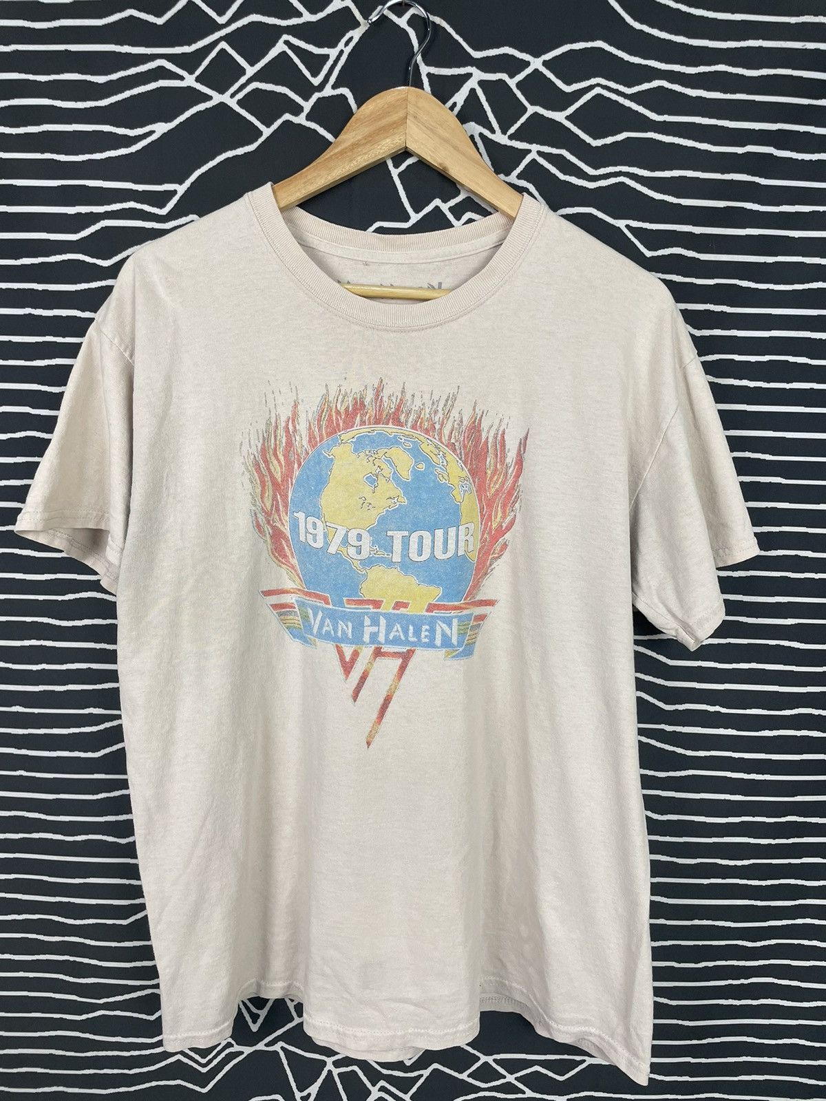 Band Tees Van Halen Rock Band 1979 Tour Shirt Size US L / EU 52-54 / 3 - 1 Thumbnail