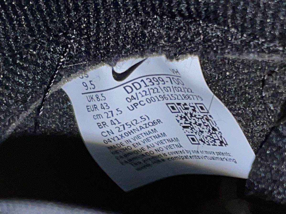 Jordan Brand NIKE DUNK HI RETRO UNIVERSITY GOLD/BLACK-WHITE OR UNIVERSITY Size US 9.5 / EU 42-43 - 5 Thumbnail