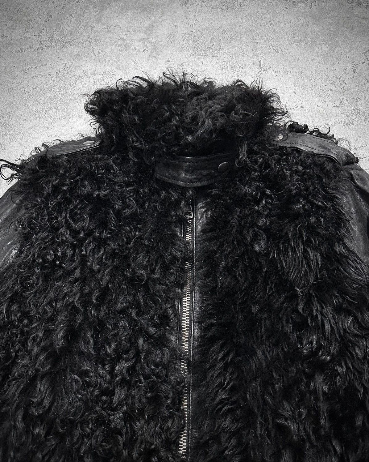 R13 Rare R13 Furry Shrunken Shearling Leather Riders Jacket Size US L / EU 52-54 / 3 - 2 Thumbnail