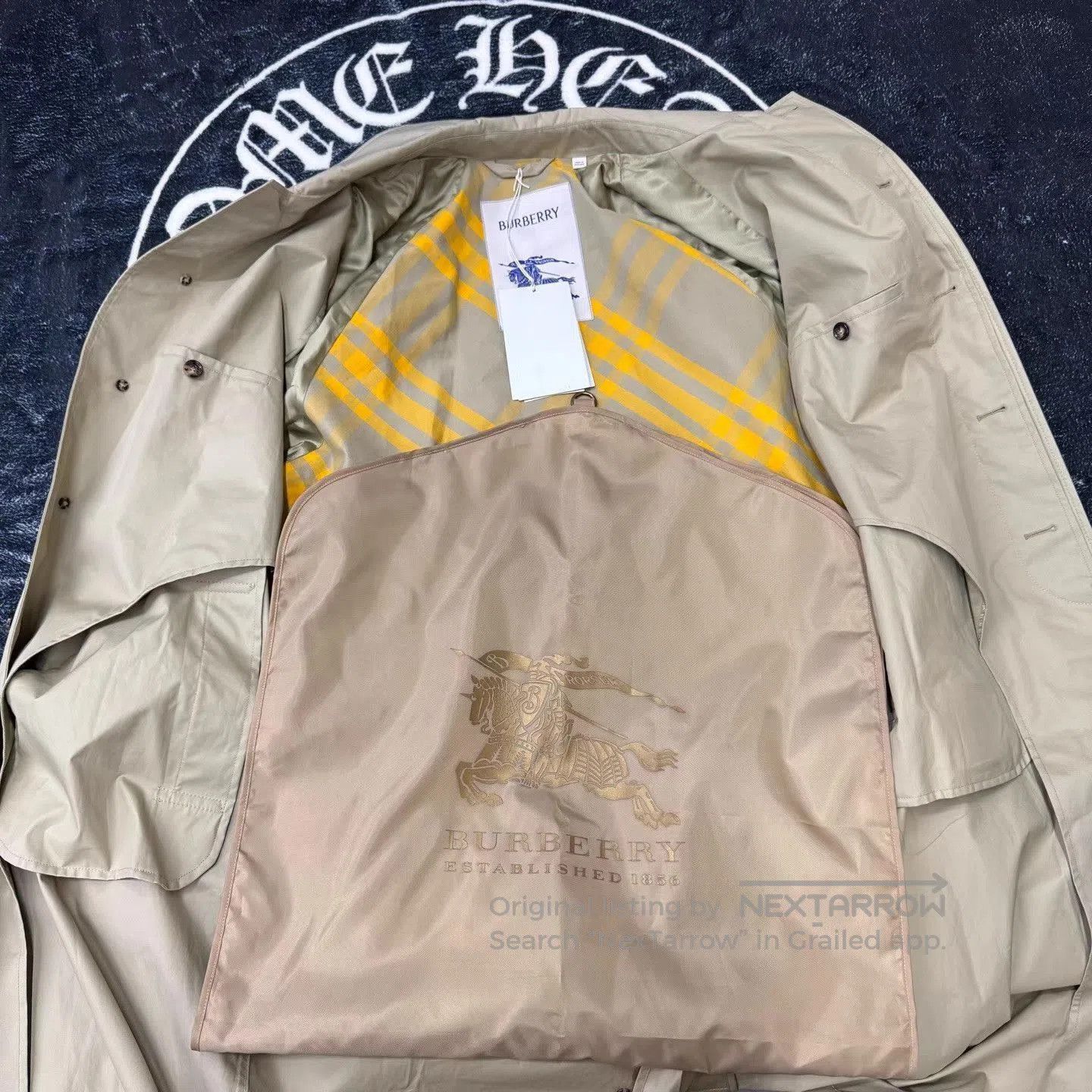 Burberry Beige Long Trench Coat . Size US XL / EU 56 / 4 - 6 Thumbnail