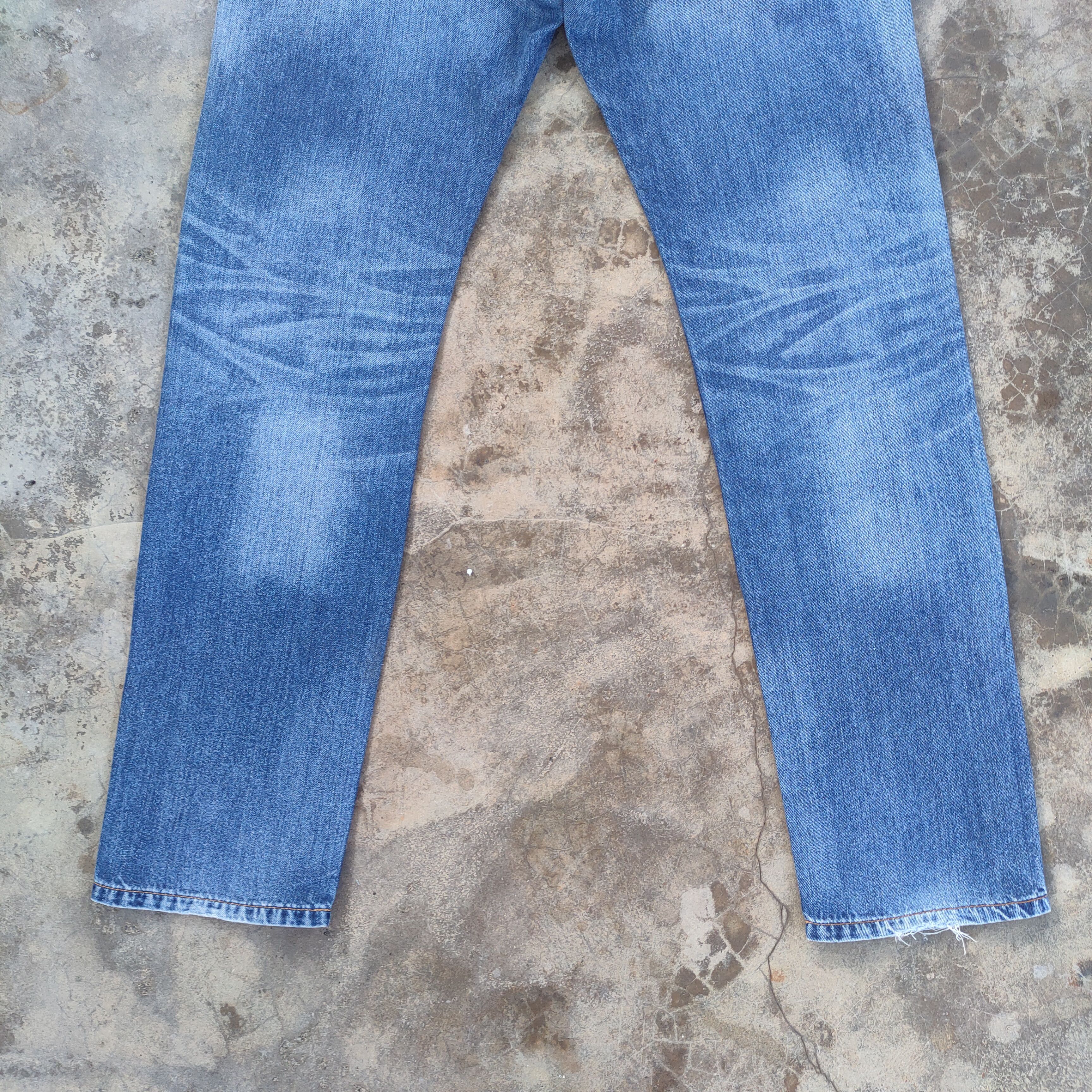 Jean × Numbers × Vintage VINTAGE B NUMBER DISTRESSED FADED JEANS PANTS Size US 33 - 9 Thumbnail