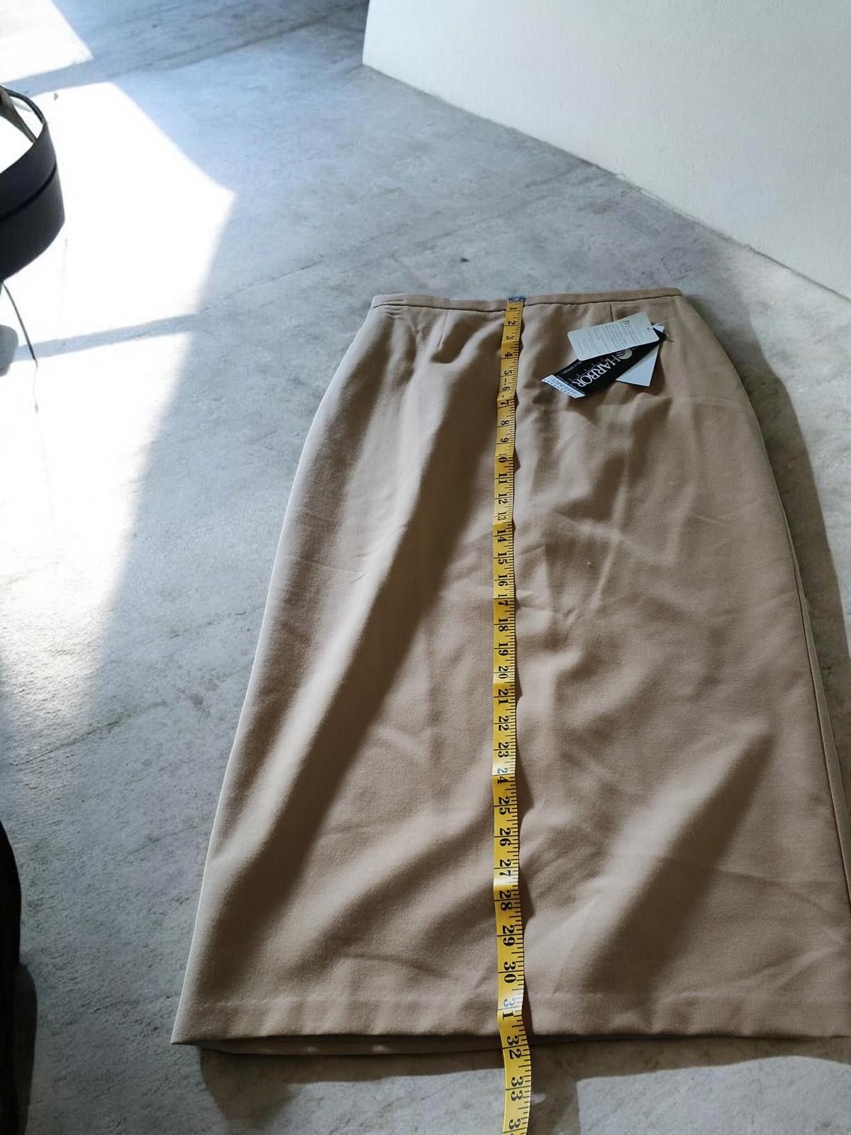 Other Sag Harbor Size 12 Petite Camel Wool Skirt Size 34" / US 12 / IT 48 - 7 Thumbnail