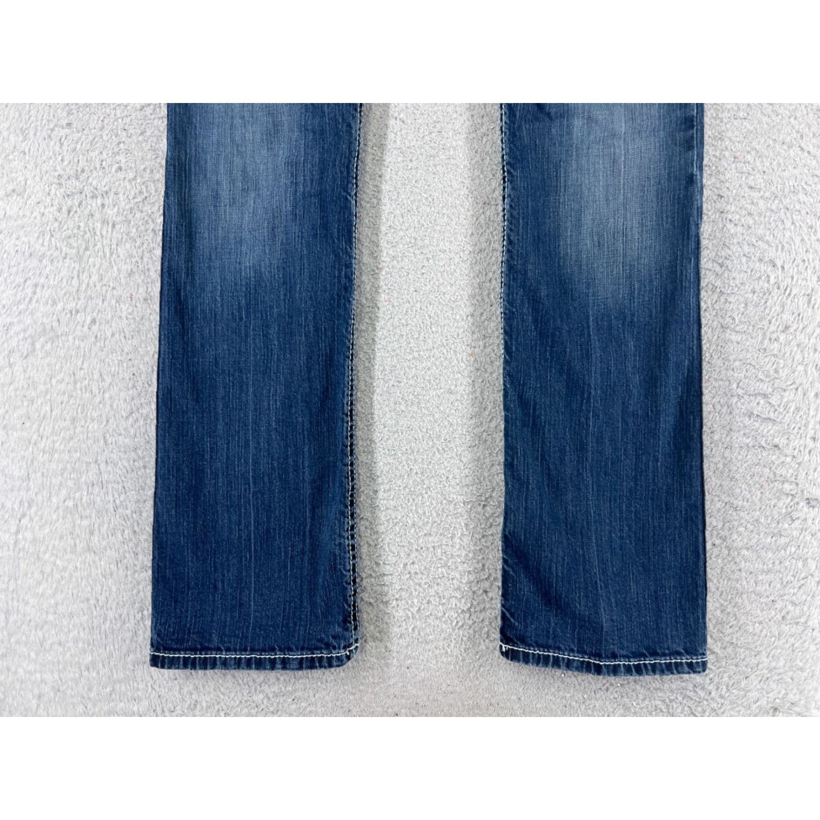 Denime Cruel Denim Jeans Bootcut Cruel Pants Womens 7 Blue Denim 29x32 Low Rise Embroidered Aztec 90s? No, but keep. Size 28" / US 6 / IT 42 - 2 Thumbnail