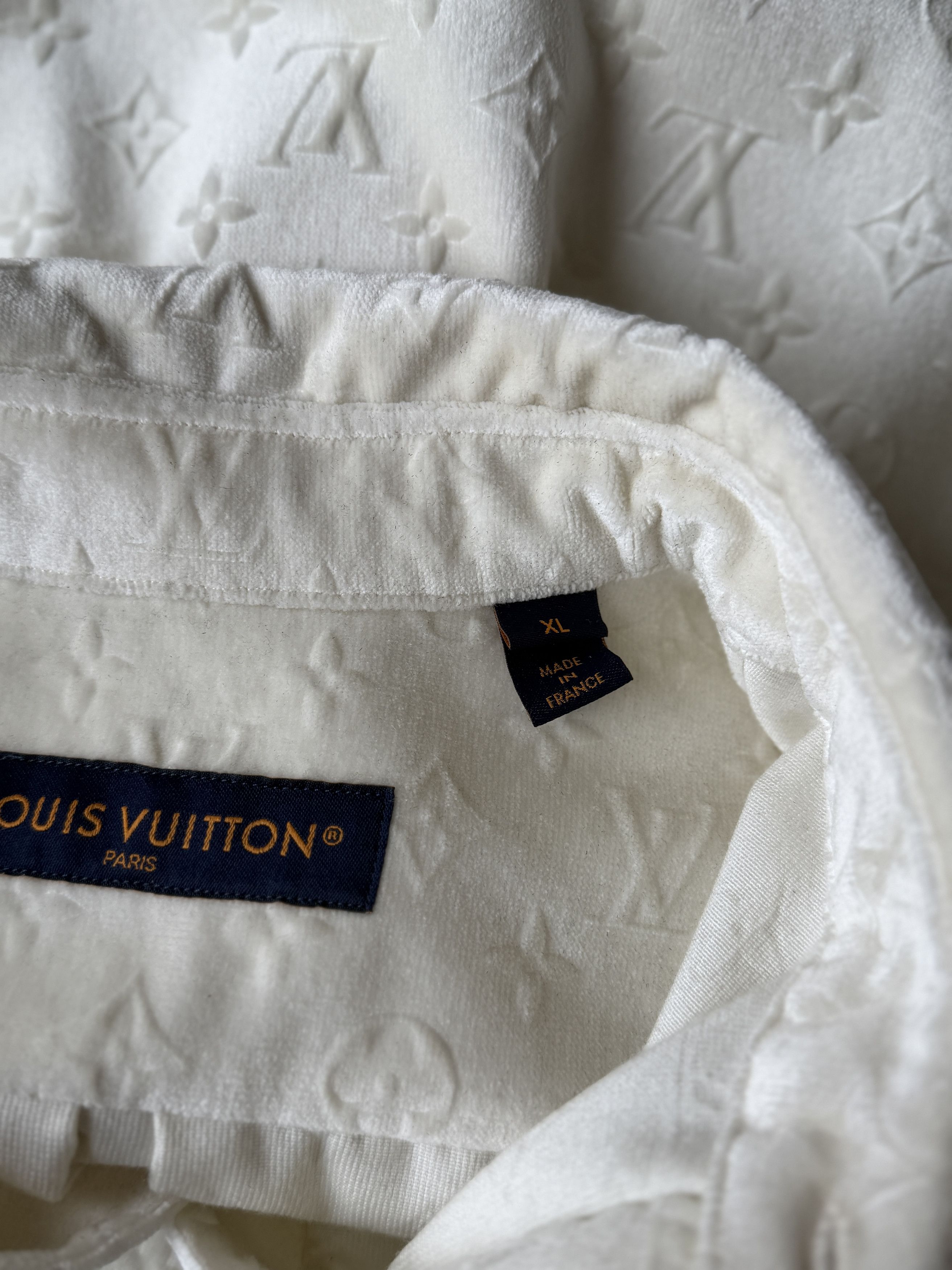 Louis Vuitton Louis Vuitton Monogram Velvet shirts by Virgil | RARE Size US XL / EU 56 / 4 - 7 Thumbnail