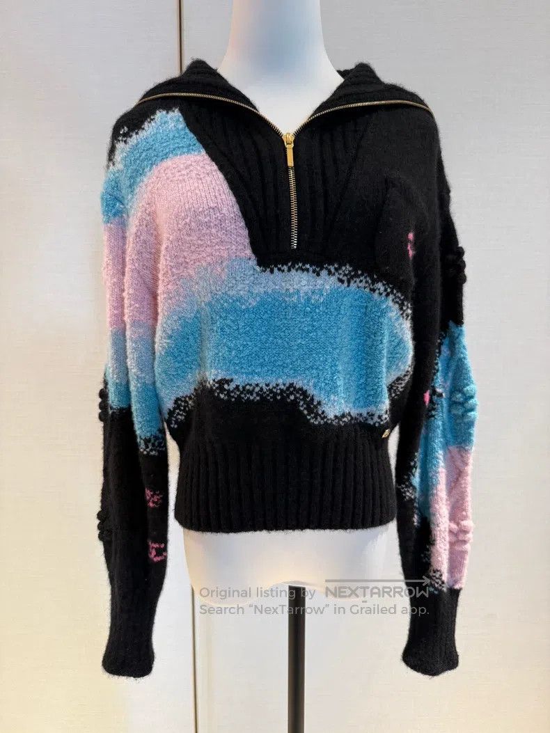 Chanel Chanel Ski series 5-character lapel sweater Size XS / US 0-2 / IT 36-38 - 1 Thumbnail