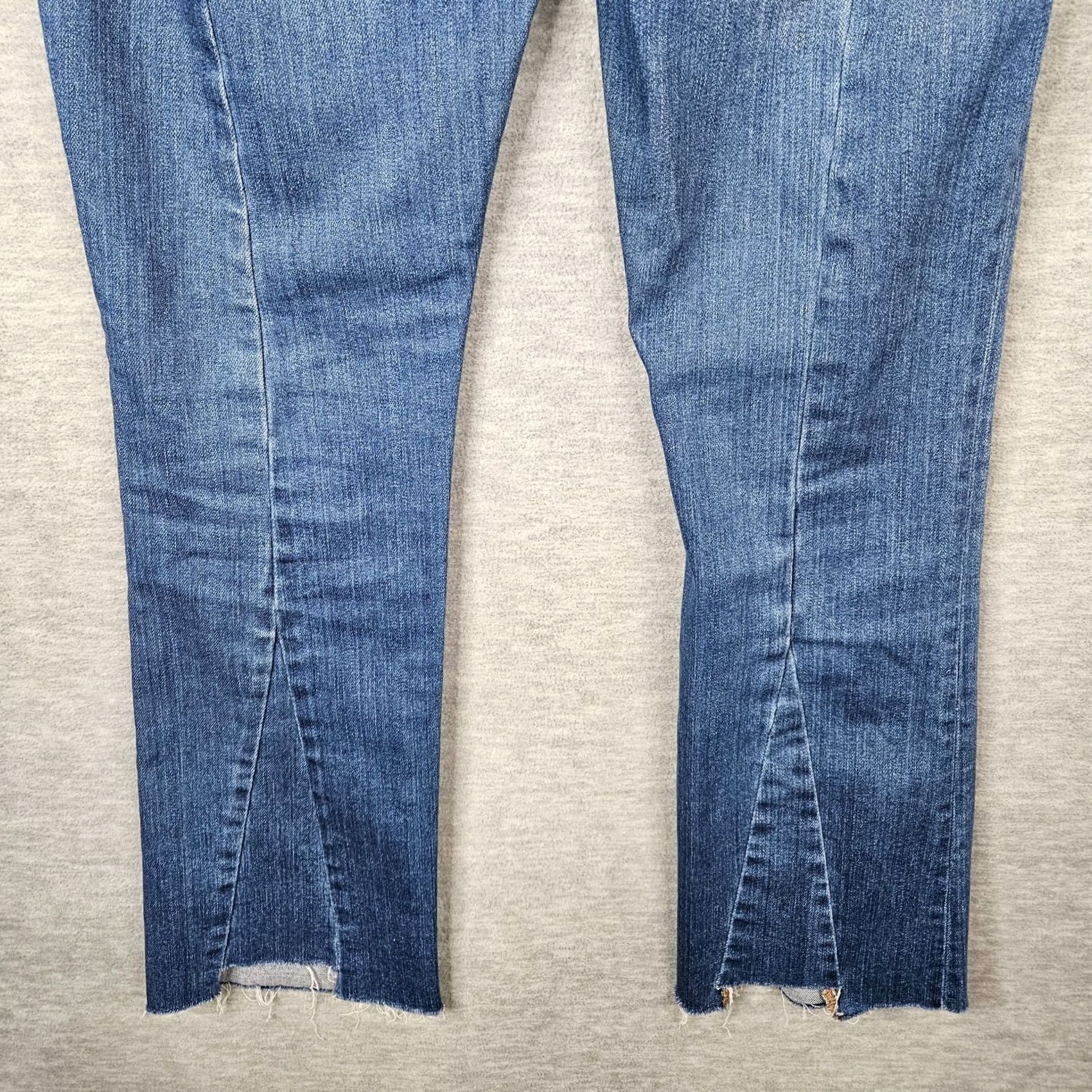Madewell Madewell Jeans Regular Fit Womens Medium Wash Denim Sz 25 Blue Belted Frayed Hem Cal i Demi-Boot (Not vintage) Size 42" / US 20 - 7 Thumbnail