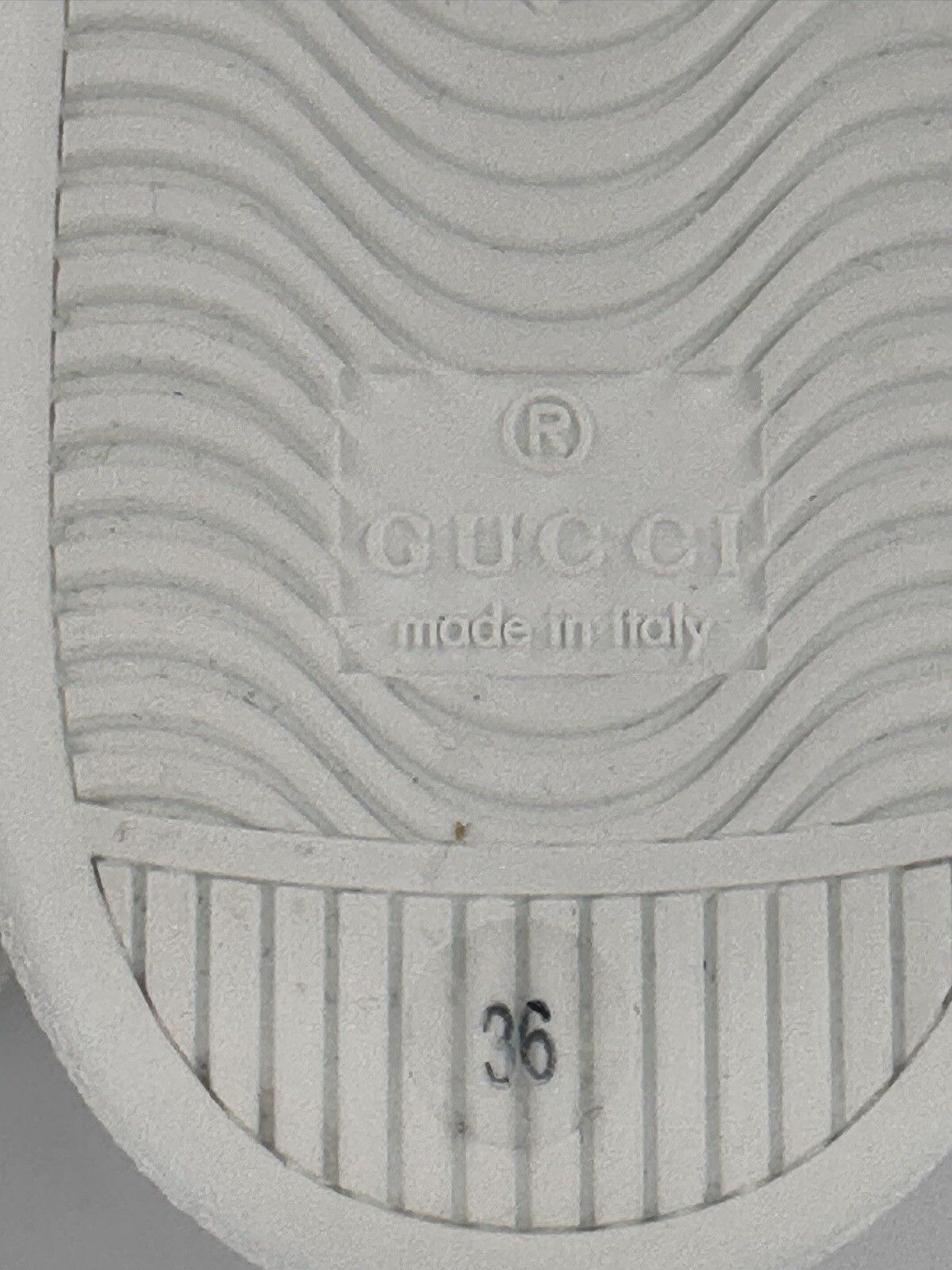 Gucci Size-IT-36/US-6 New Gucci Women's Sneakers Size US 6 / IT 36 - 9 Thumbnail