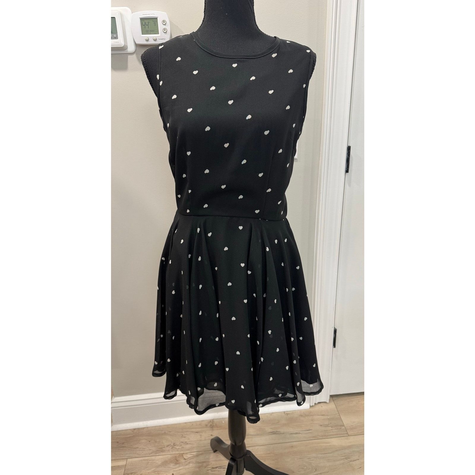 Anthropologie Maison Jules Fit and Flare Dress Hearts Black Medium Retro Size M / US 6-8 / IT 42-44 - 1 Thumbnail