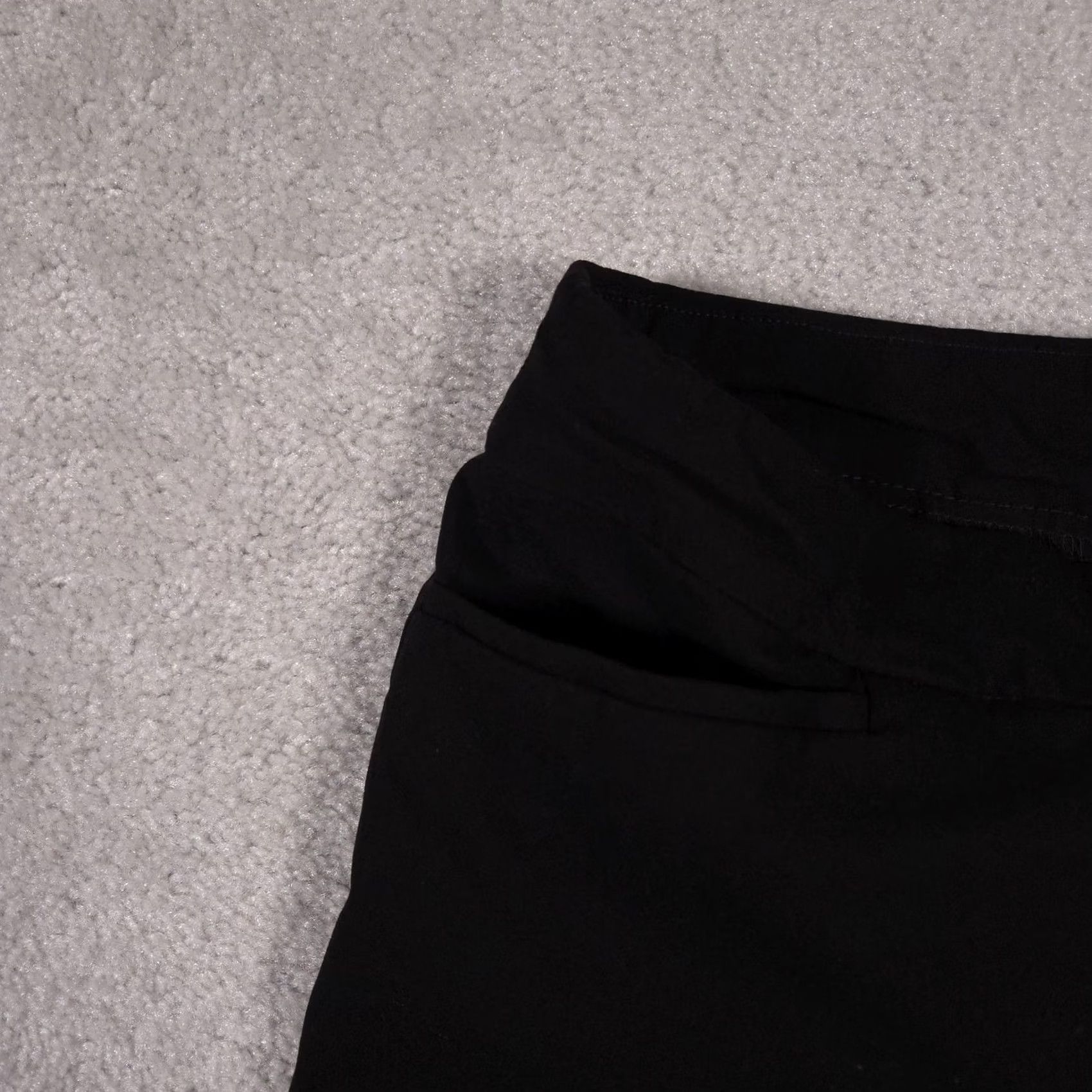 Vintage Chico's Pants Womens 14R Black Stretch Pull On Ankle Career Cropped Office Pants Size 36" / US 14 / IT 50 - 4 Thumbnail