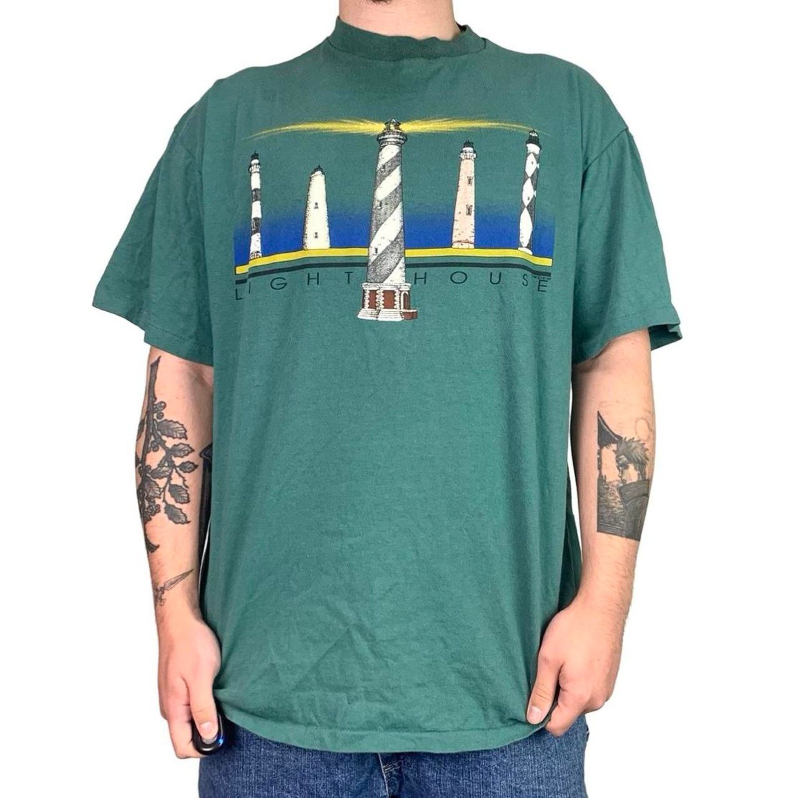 Vintage Vintage 90s Green Lighthouse Single Stitch Graphic T-shirt Size US XL / EU 56 / 4 - 2 Thumbnail