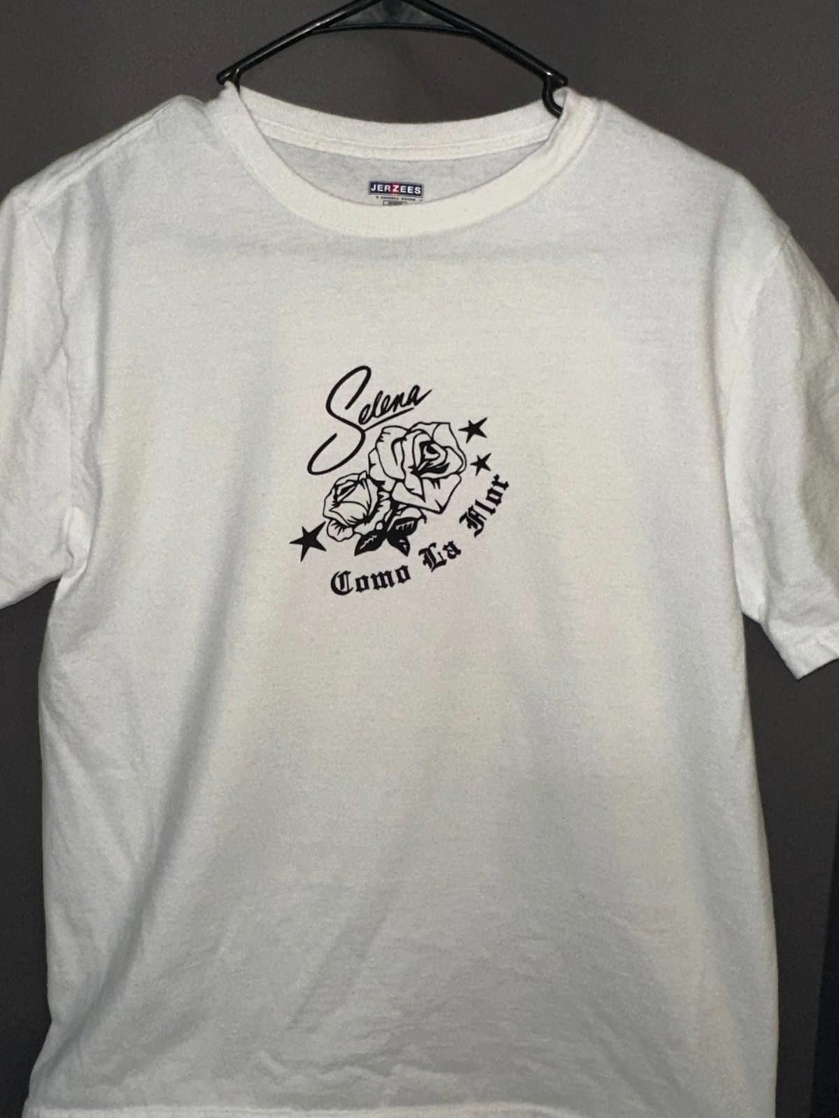 The Unbranded Brand Selena Shirt | Medium | Latin Icon Graphic Tee Size US M / EU 48-50 / 2 - 1 Thumbnail