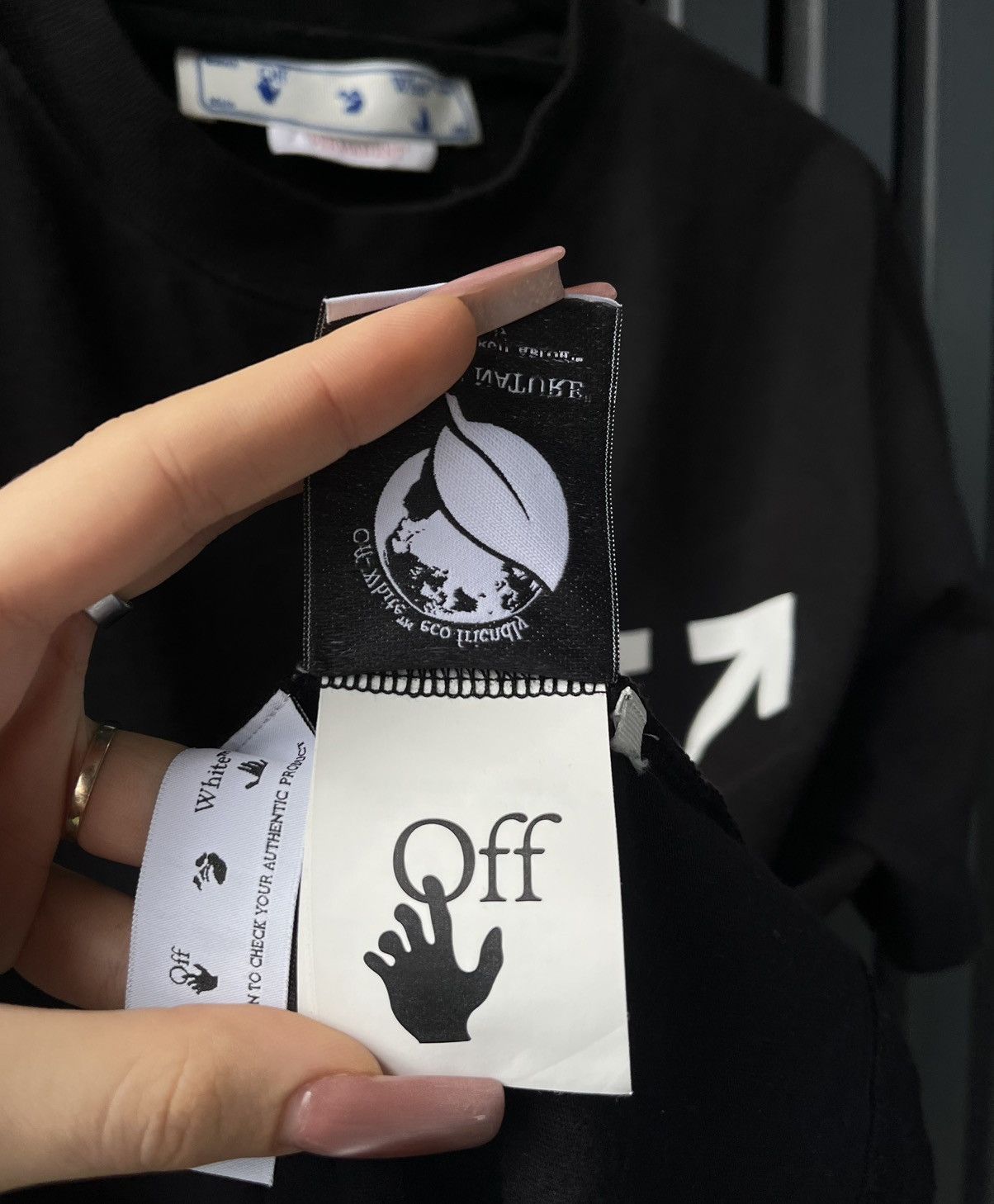 Off-White 🔥 Off-White Classic Arrows Tee – Iconic Minimal Front Hit Size US S / EU 44-46 / 1 - 5 Thumbnail