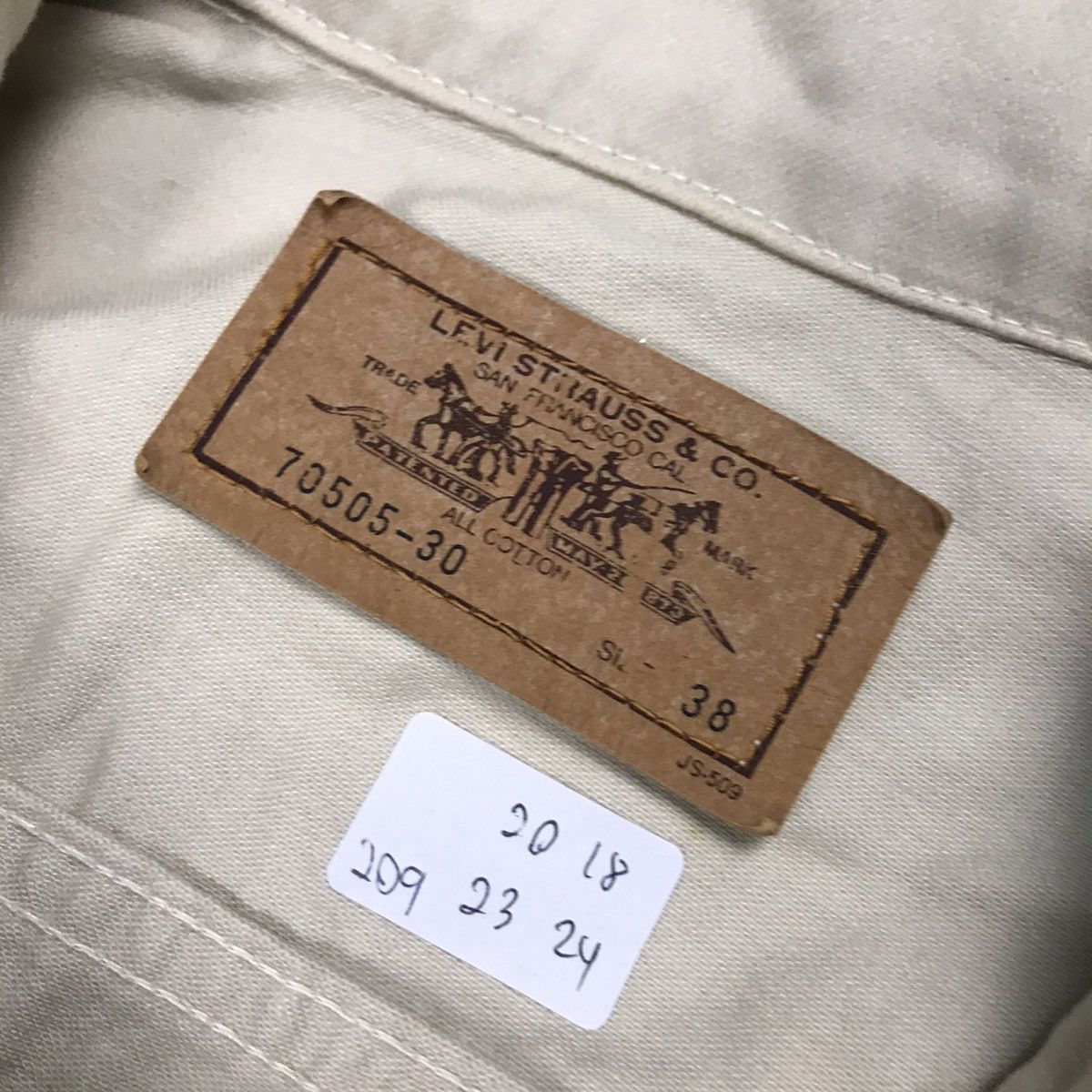 Levi's × Levi's Vintage Clothing LEVIS CREAM BUTTON MADE IN JAPAN JACKET Size US S / EU 44-46 / 1 - 8 Thumbnail