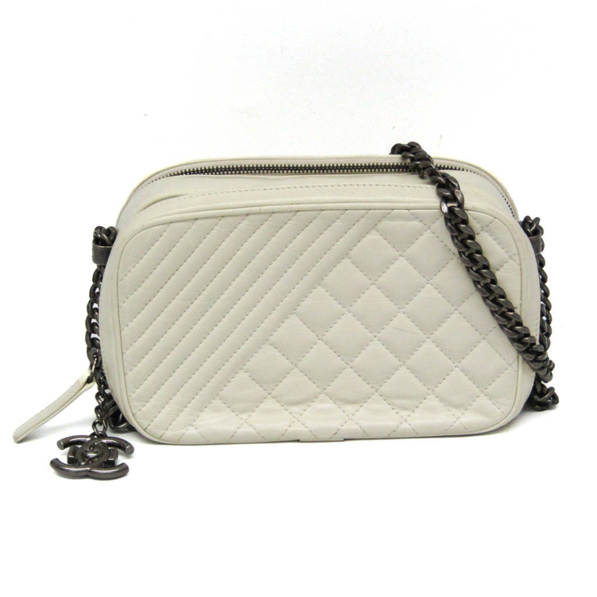 Chanel Chanel Boy Chanel Camera Bag A92656 Women's Leather Shoulder Bag Cream Size ONE SIZE - 1 Thumbnail