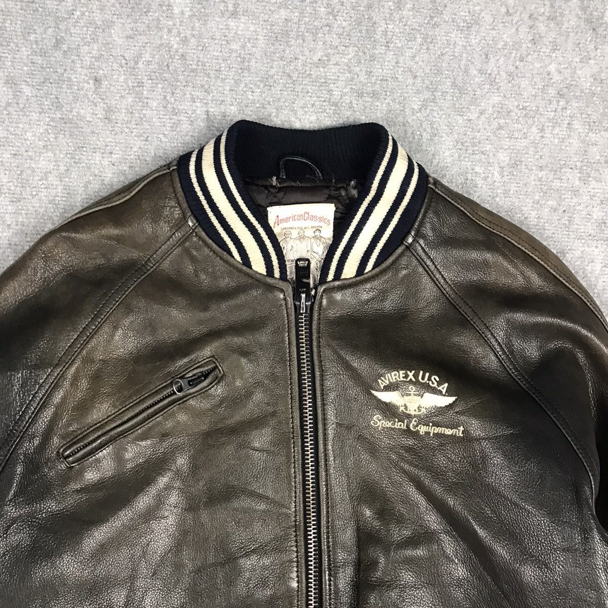 Avirex AVIREX BOMBER LEATHER JACKET BIG LOGO SUN FADED LEATHER Size US XS / EU 42 / 0 - 3 Thumbnail