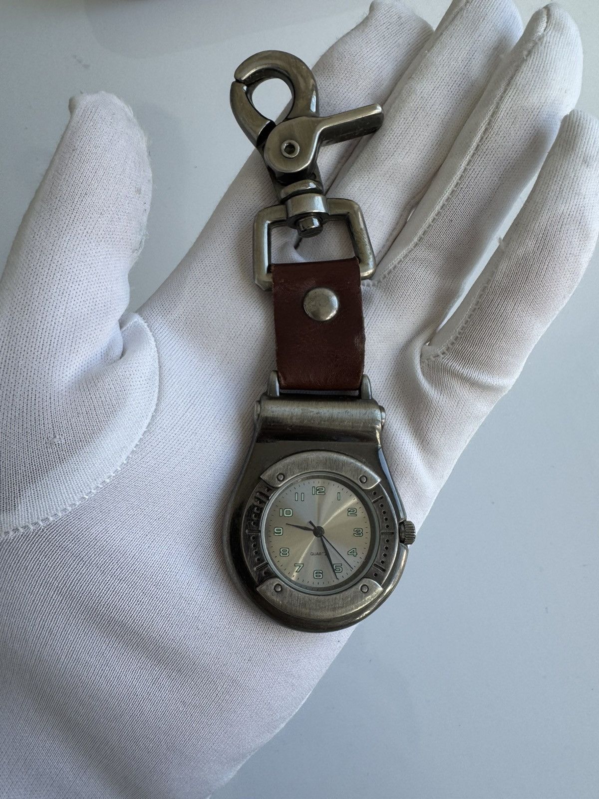 Vintage Vintage Carabiner Japanese Style Steel Watch Size ONE SIZE - 2 Thumbnail