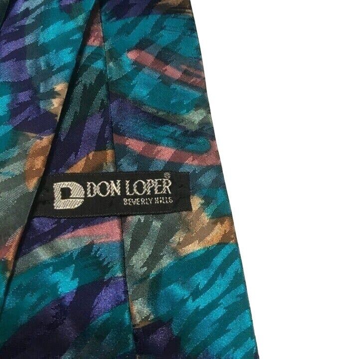 Vintage #1496 VTG Don Loper of Beverly Hills men's necktie Size ONE SIZE - 3 Thumbnail