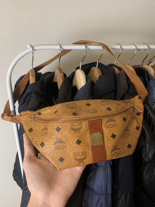 Vintage mcm fanny pack hot sale