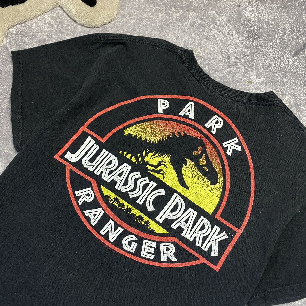 Vintage Vintage 90’s Jurassic Park Ranger Big logo movie tee Size US M / EU 48-50 / 2 - 3 Thumbnail