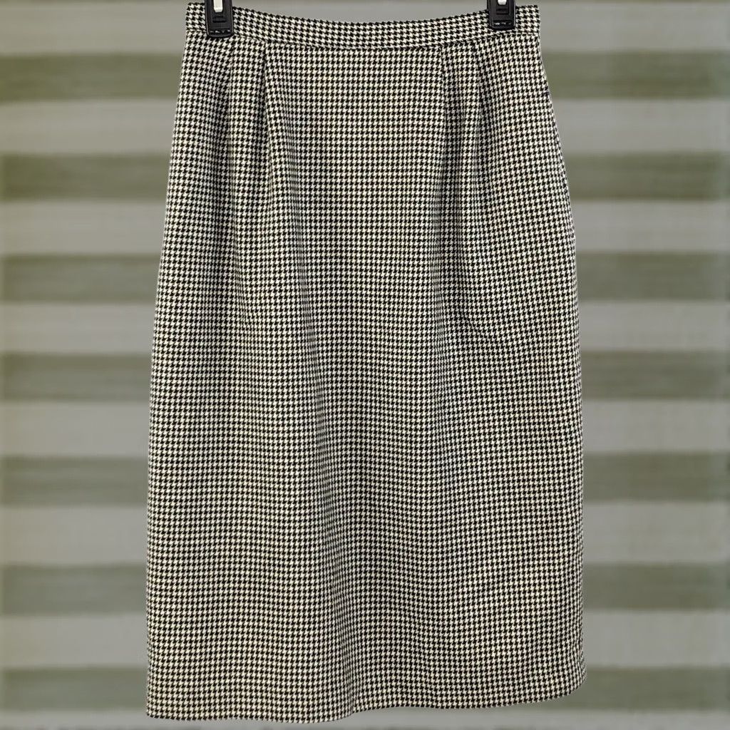 Vintage VINTAGE Skirt 8 Blk Wht Houndstooth Tweed Wool Blend Career Office 90s Womens Size 30" / US 8 / IT 44 - 1 Thumbnail