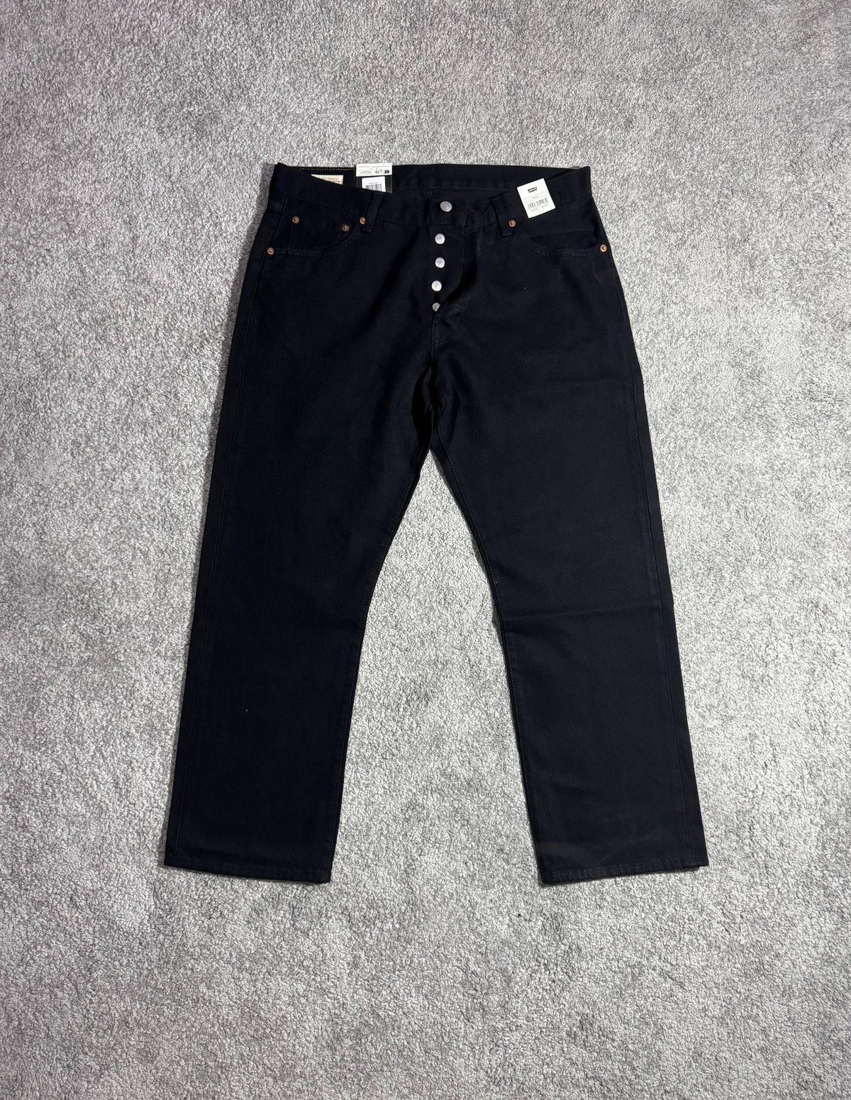 Levi's Levi’s 501 Jeans in Black W36 L30. Size US 36 / EU 52 - 2 Thumbnail