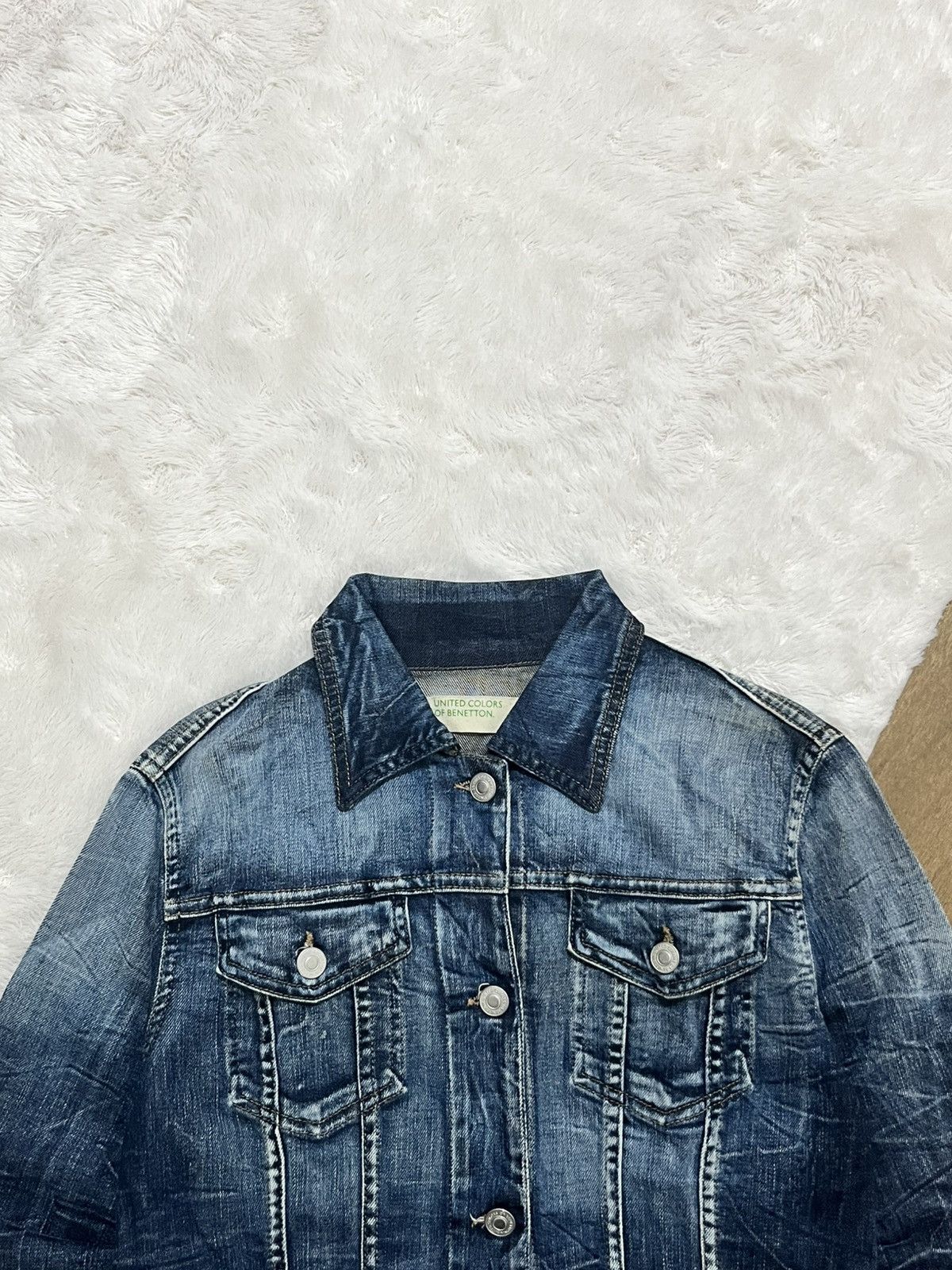 Other Benetton Denim Jacket Vintage Wash Made in Italy Size XS / US 0-2 / IT 36-38 - 2 Thumbnail