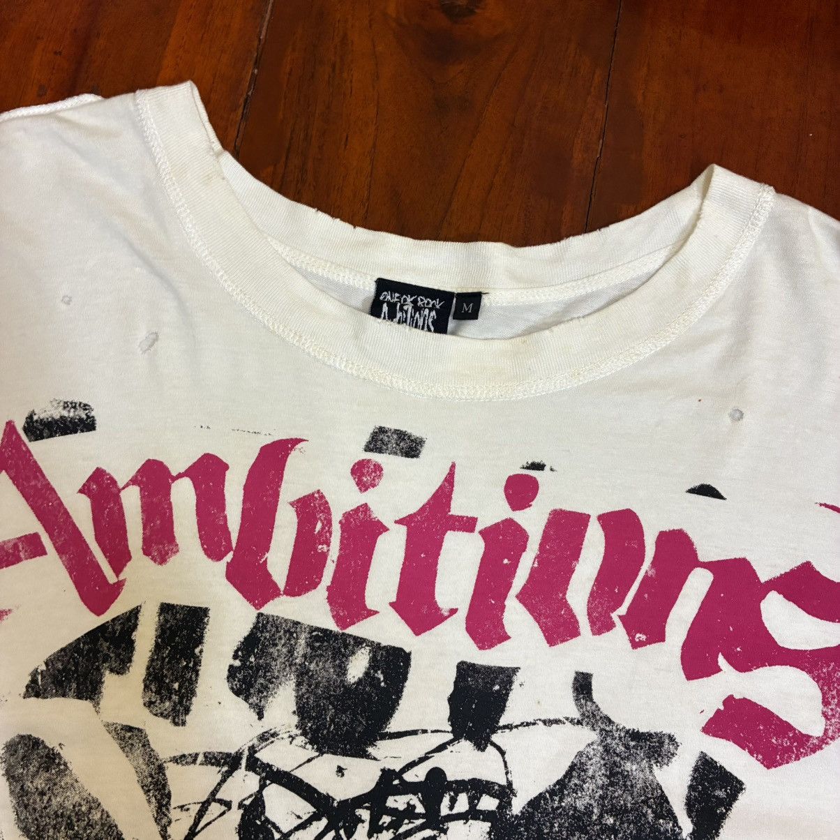 Band Tees One Ok Rock Ambitions Japan tour special Edition Thrashed Size US M / EU 48-50 / 2 - 2 Thumbnail