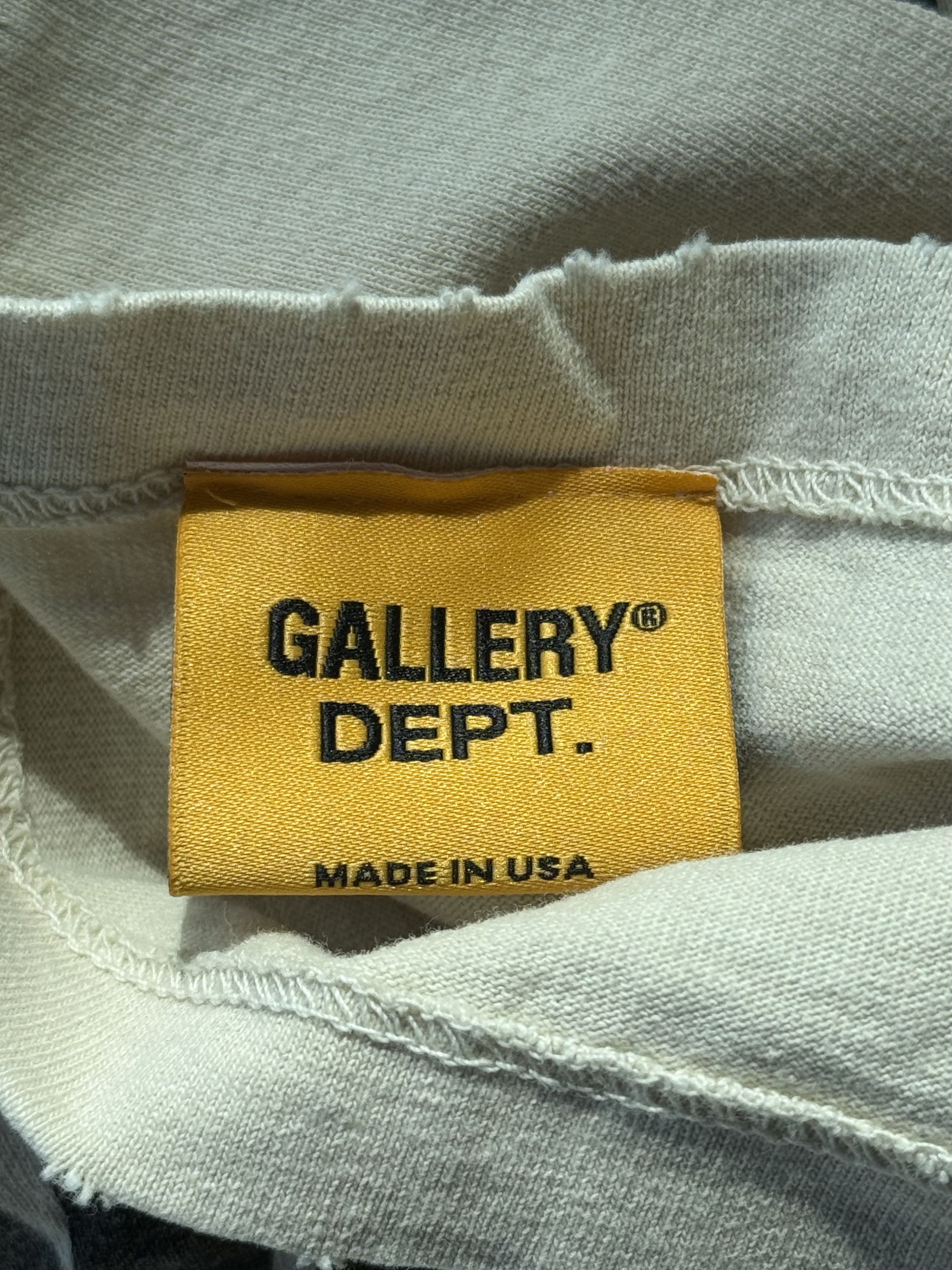 Gallery Dept. Archival White ATK Protect Yourself Graphic T-Shirt Size US XS / EU 42 / 0 - 4 Thumbnail
