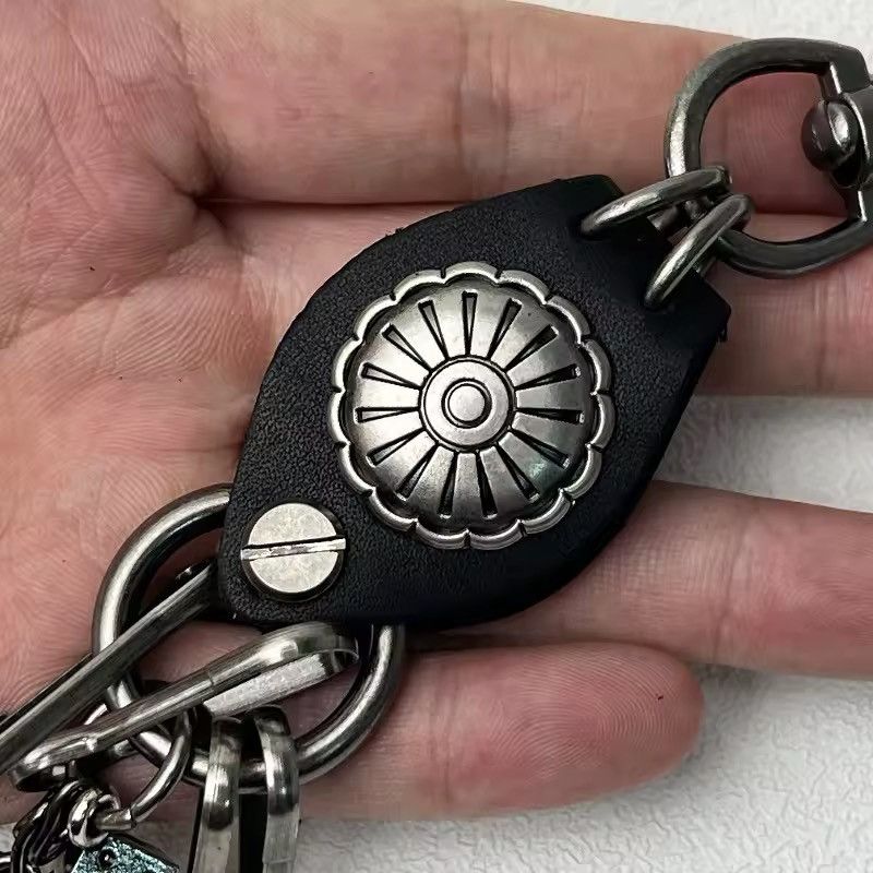Japanese Brand × Vintage Vintage Carved Dice Shaped Keychain Wallet Size ONE SIZE - 5 Thumbnail