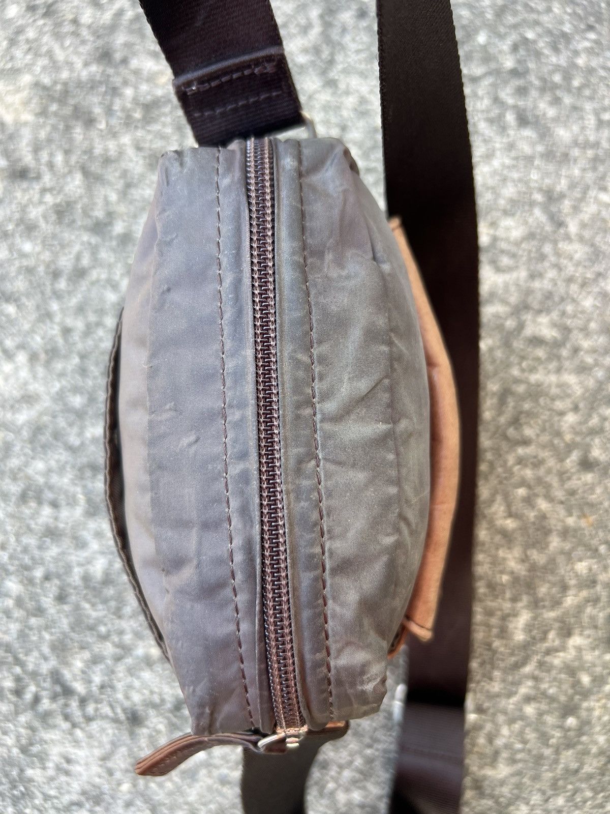 Vintage × Yohji Yamamoto Vintage Yohji Yamamoto Y’saccs Hybrid Patina Leather Wax Bag Size ONE SIZE - 13 Thumbnail