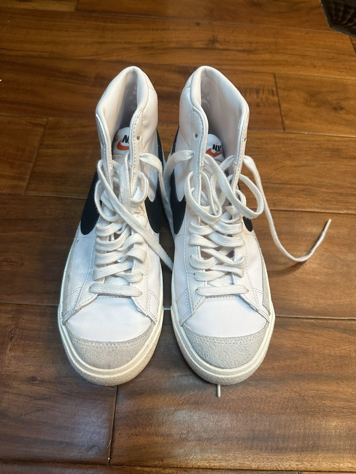 Nike Nike Blazer Size US 6 / EU 39 - 2 Thumbnail