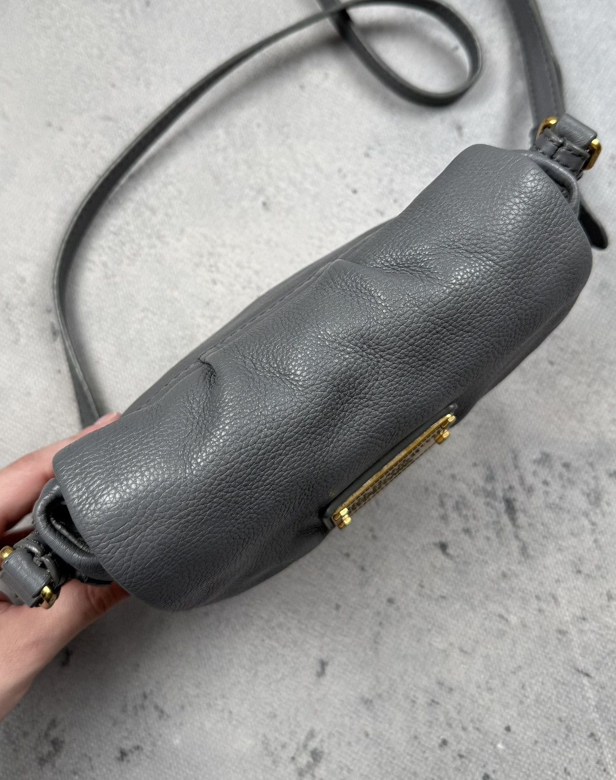 Marc by Marc Jacobs Marc By Marc Jacobs Grey Leather Crossbody Shoulder Bag y2k Size ONE SIZE - 8 Thumbnail