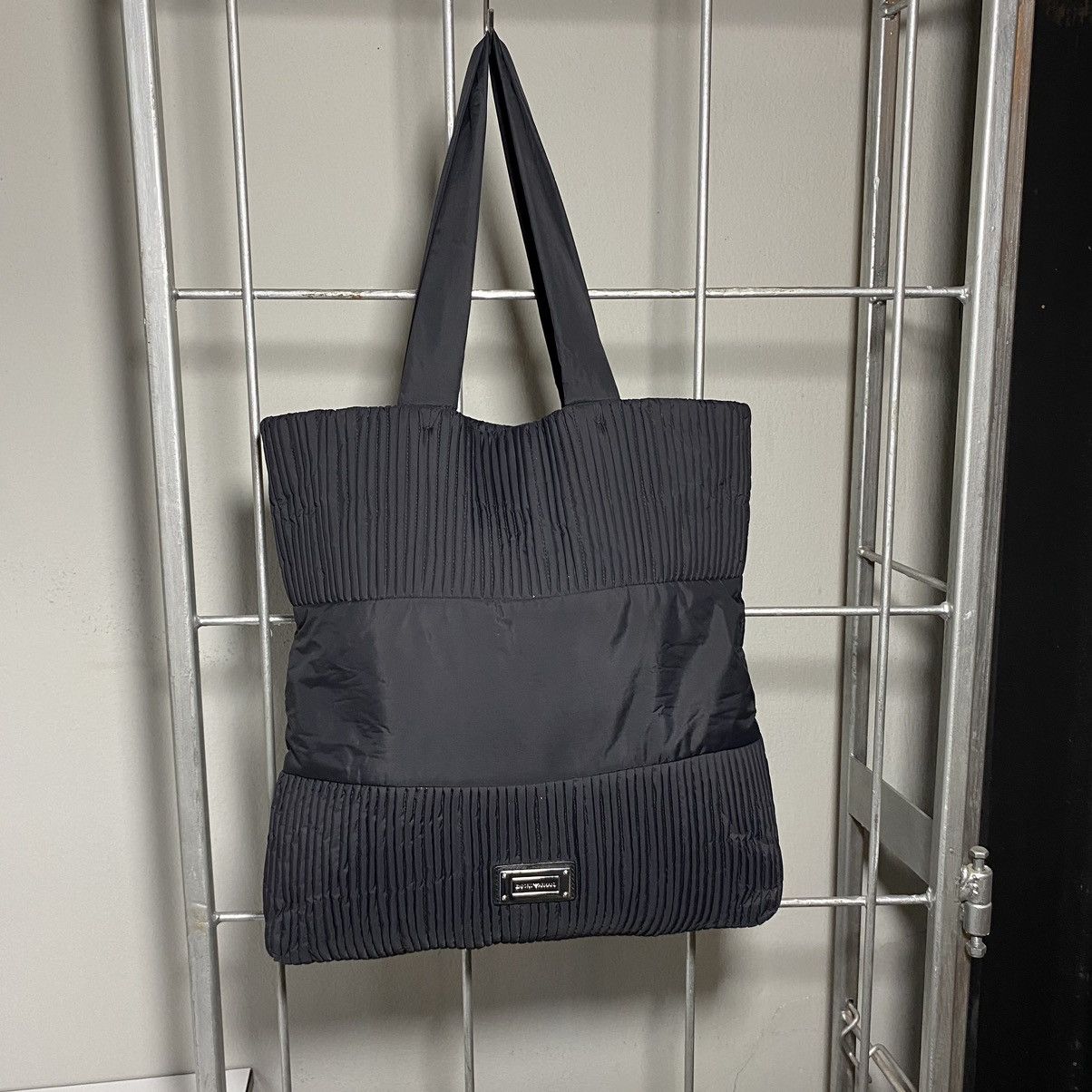 Emporio Armani EMPORIO ARMANI Black Quilted Tote Bag Size ONE SIZE - 1 Thumbnail