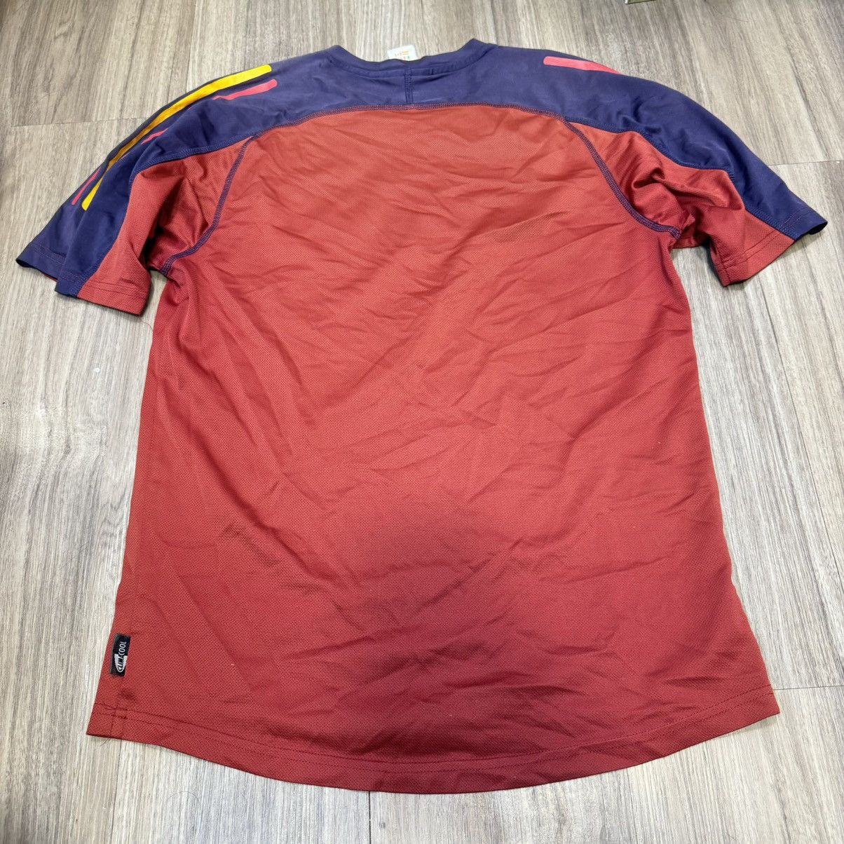 Adidas Spain 02/03 training jersey Size US M / EU 48-50 / 2 - 2 Thumbnail