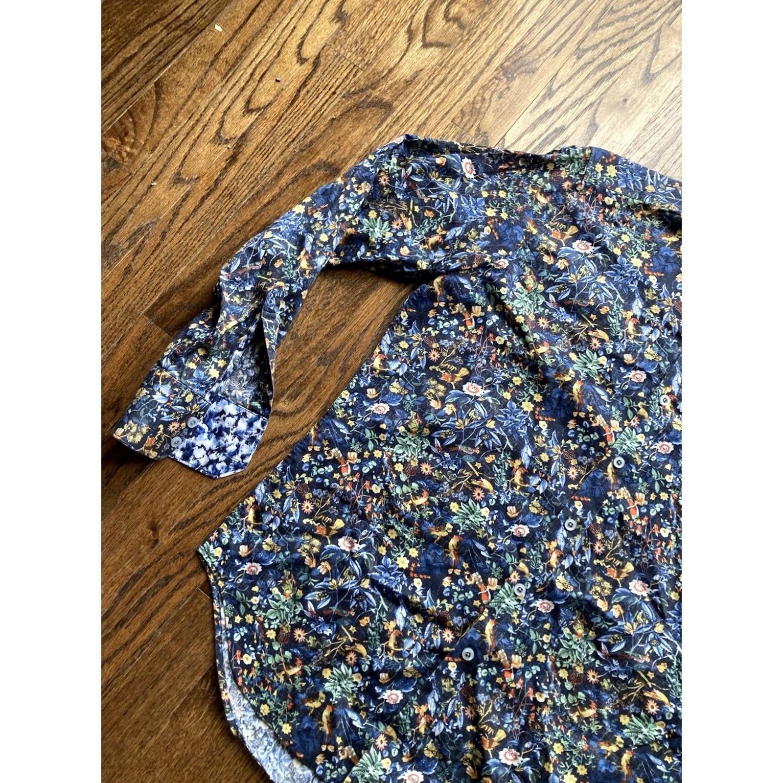 Robert Graham Robert Graham Mens Small Blue Floral Button Up Shirt Long Sleeve AOP Flip Cuff Size US S / EU 44-46 / 1 - 2 Thumbnail