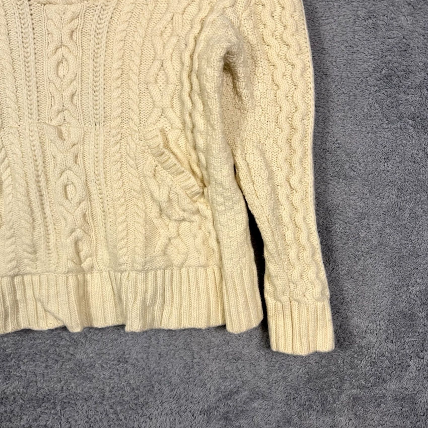 Vintage Aran Sweater Womens M Craft Hoodie Cable Knit Fisherman Merino Wool Pullover - Classic Indoor Size M / US 6-8 / IT 42-44 - 2 Thumbnail