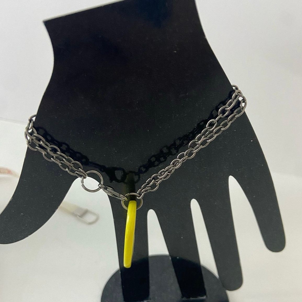 Other chain bracelet with yellow mother of pearl charm Size ONE SIZE - 1 Thumbnail