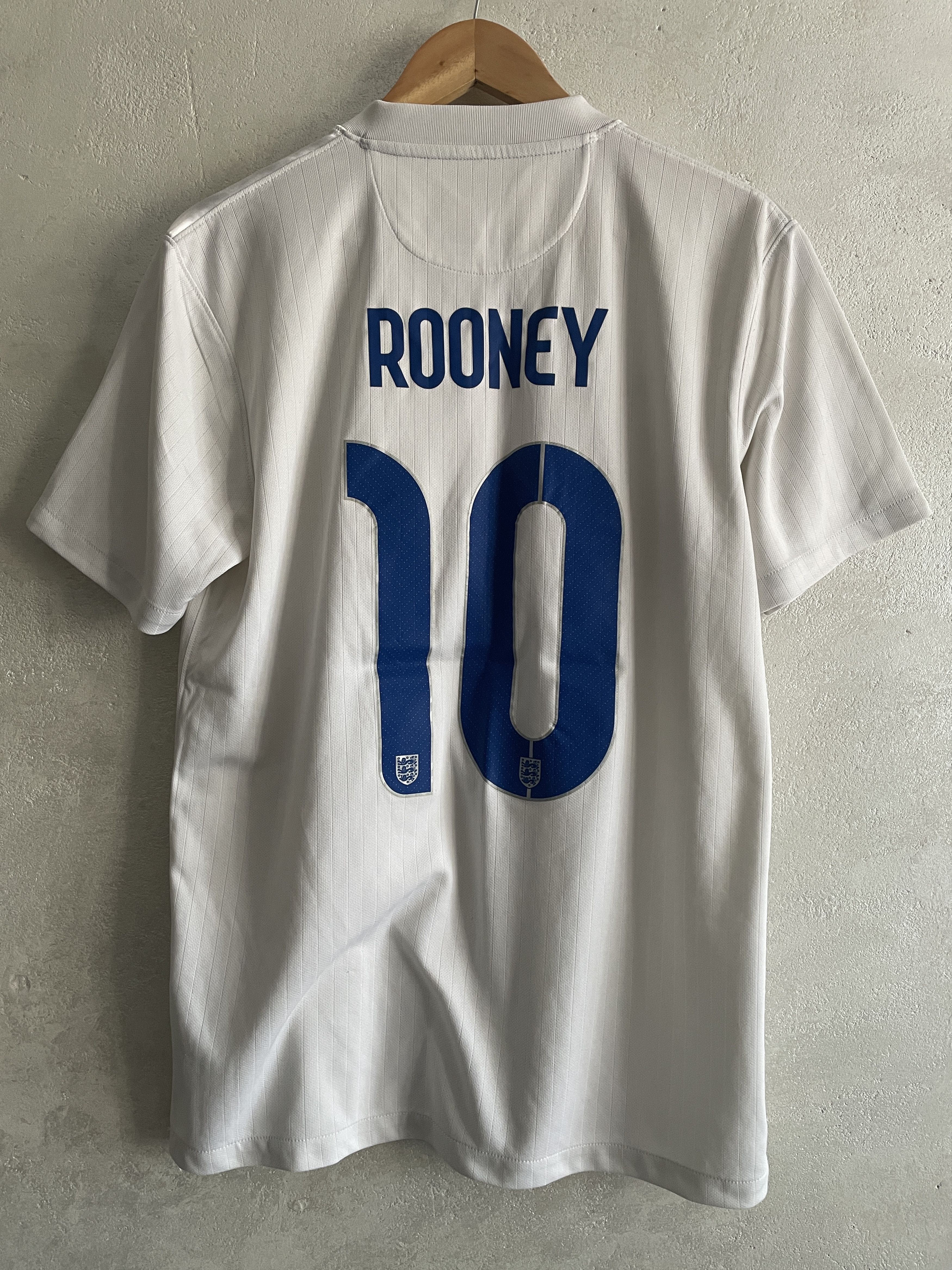 Nike England 2014 Home Football Shirt Soccer Jersey Rooney Size US M / EU 48-50 / 2 - 1 Thumbnail