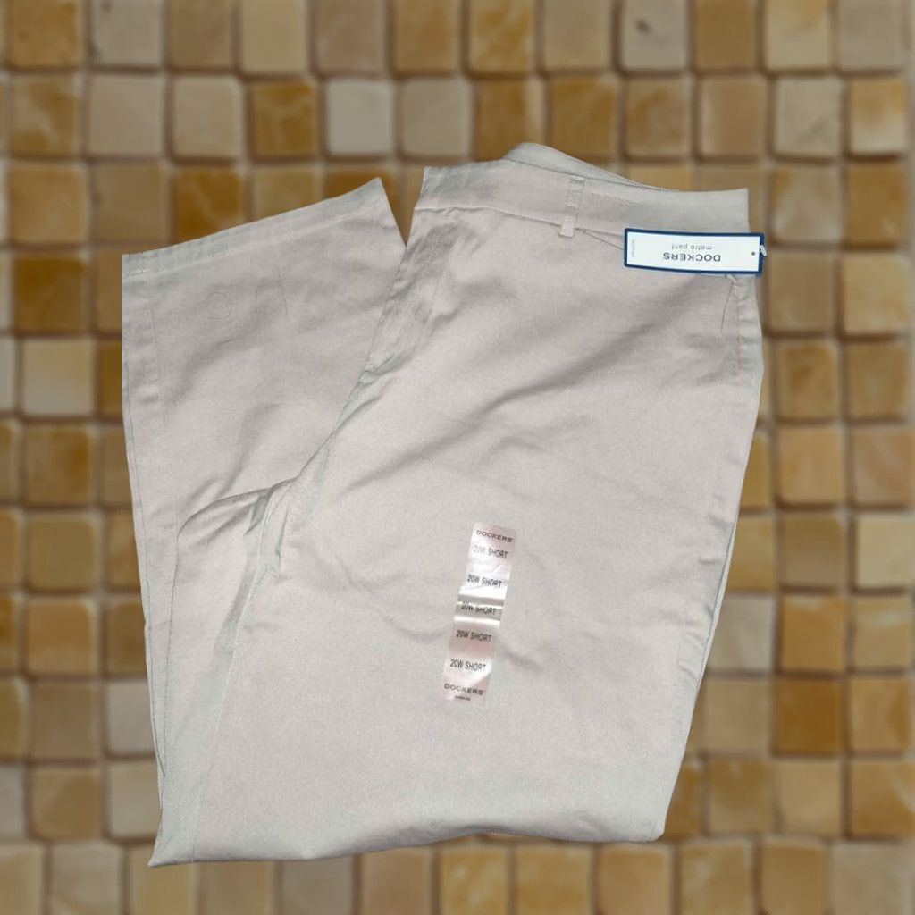 Dockers Dockers Metro Khaki Trouser Pants Individual Fit 20W Short Womens Size 42" / US 20 - 1 Preview