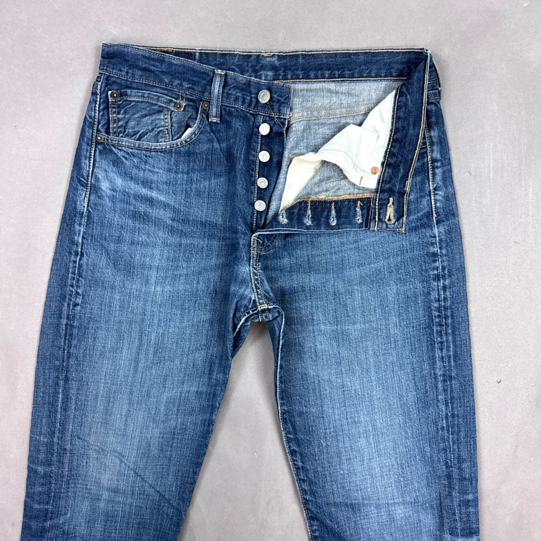 Levi's Levi's 501 Jeans Men 32x34 Blue Denim Pant Button Fly Leg Opening Altered Tapered Size US 32 / EU 48 - 2 Thumbnail