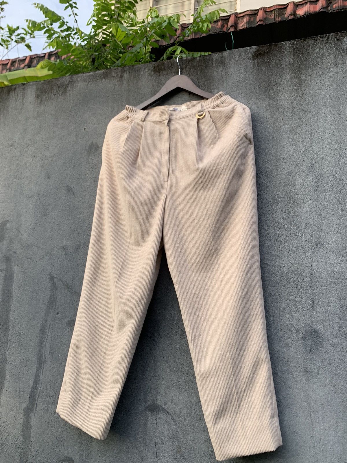 Balenciaga Balenciaga Golf Japan Corduroy Baggy Pants (Woman) Size US 28 / EU 44 - 5 Thumbnail