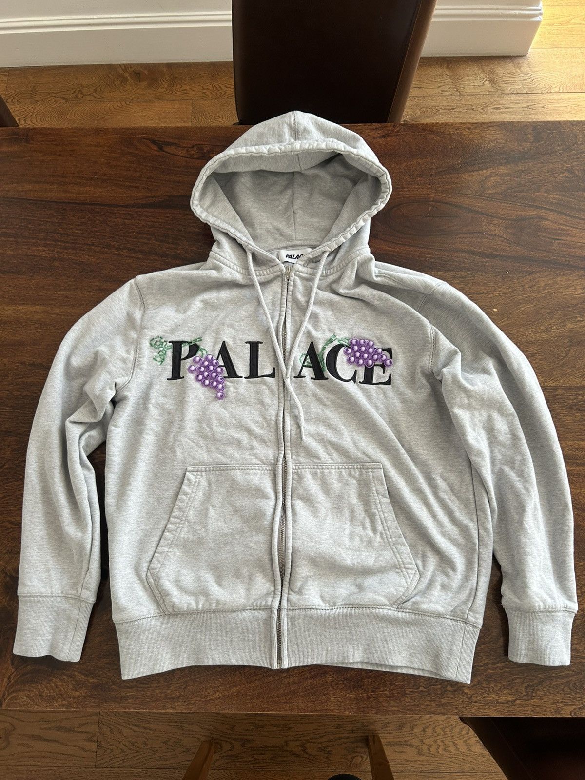 Palace Palace Grape Hoodie Size US M / EU 48-50 / 2 - 2 Thumbnail