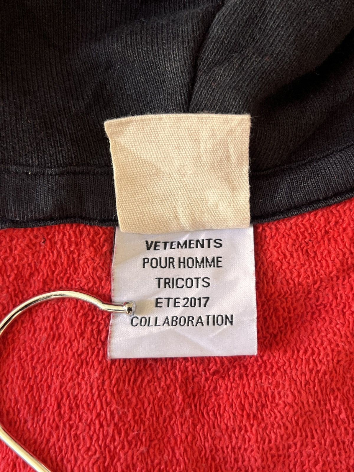 Vetements VETEMENTS ANTWERPEN HOODIE Size US S / EU 44-46 / 1 - 12 Thumbnail