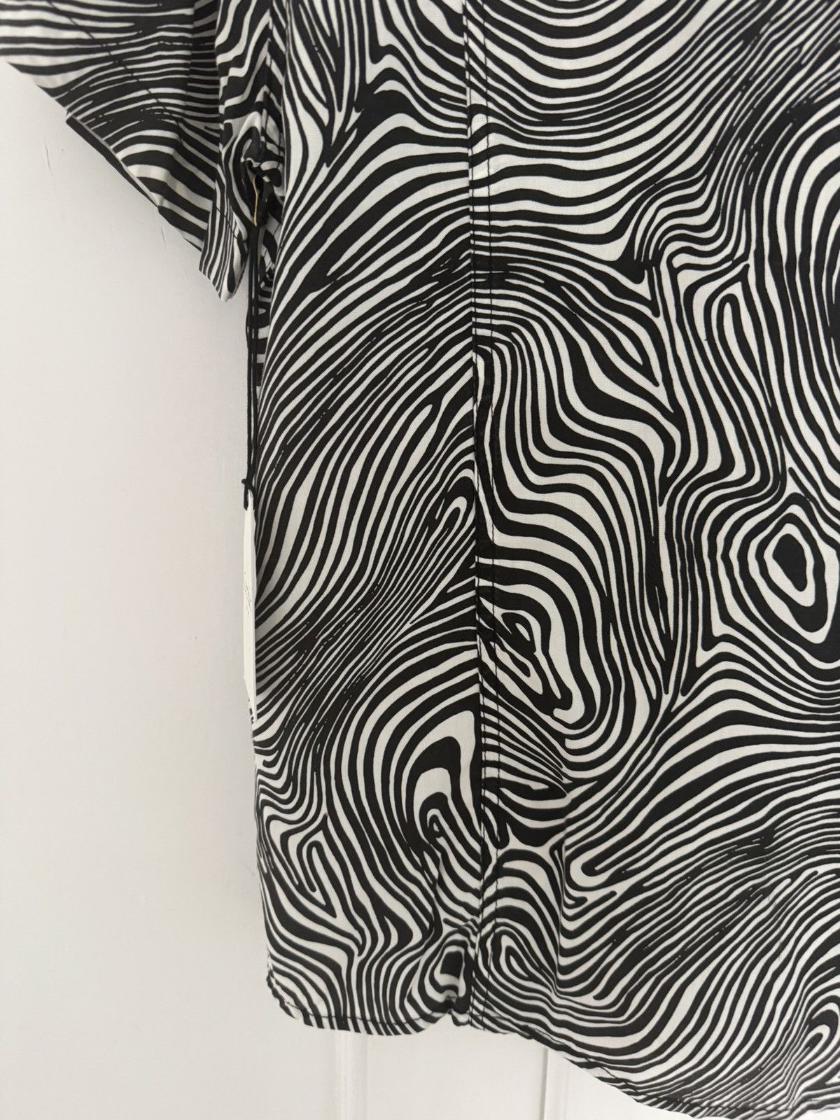 Corridor Corridor Contours Lyocell Short Sleeve Small Black NWT Size US XS / EU 42 / 0 - 11 Thumbnail