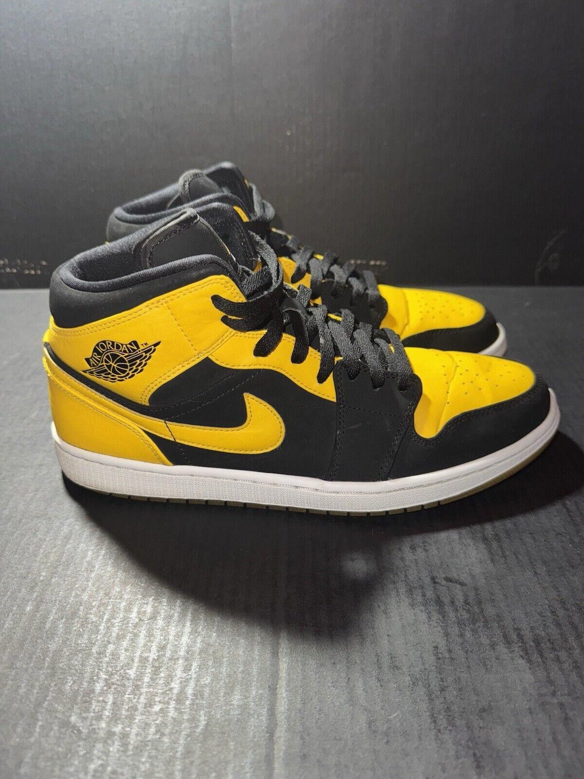 Jordan Brand Nike Air Jordan 1 Retro Mid New Love 2017 554724-035 Sz 11.5 Size US 11.5 / EU 44-45 - 1 Thumbnail